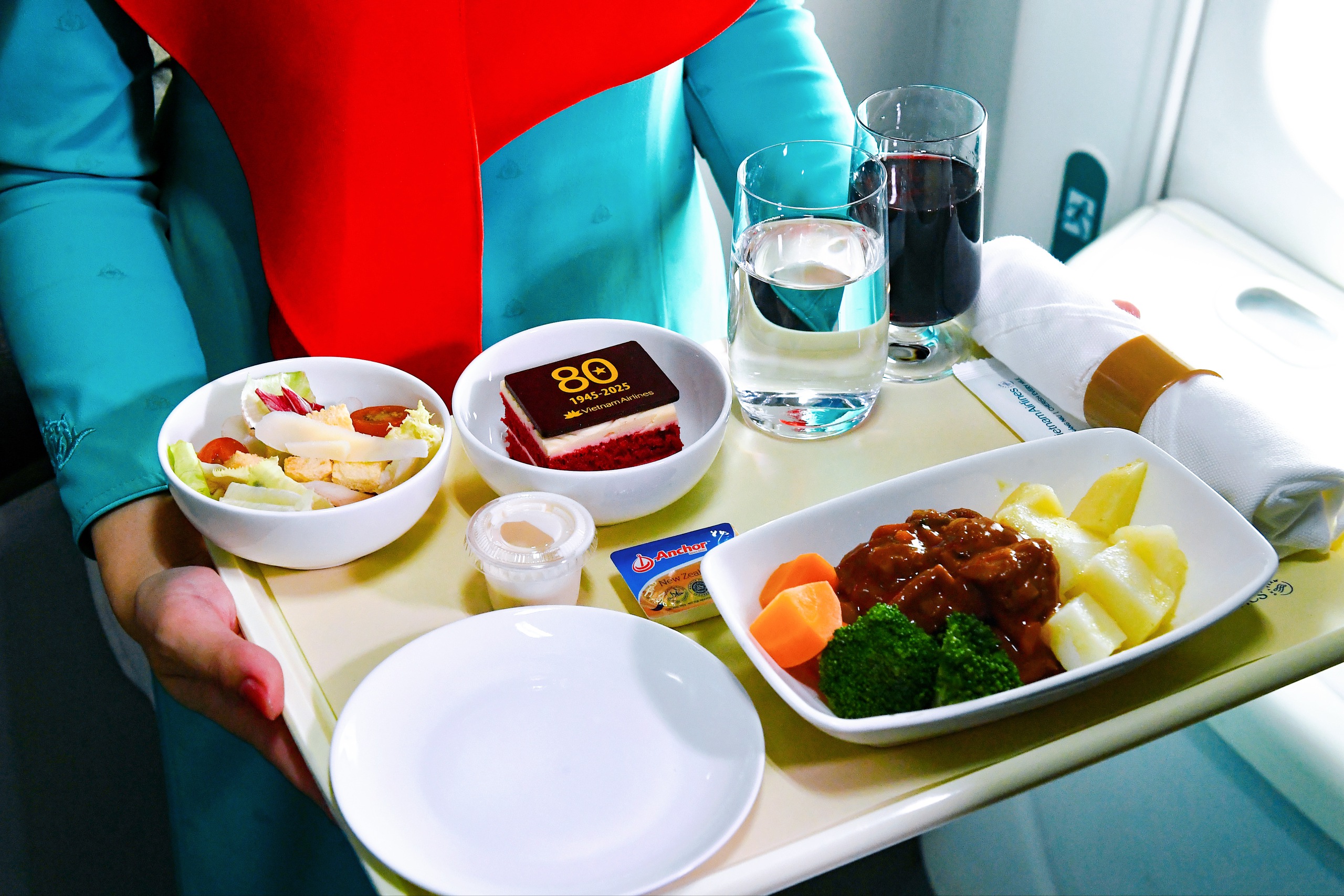 Chuyến bay &ldquo;Cất c&aacute;nh tự h&agrave;o Việt Nam&rdquo; kỷ niệm 80 năm Quốc kh&aacute;nh 2/9- Ảnh 4.