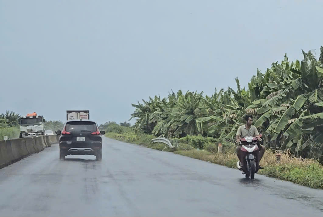 Ngăn chặn xe máy xâm nhập vào tuyến Lộ Tẻ - Rạch Sỏi- Ảnh 8. Ngăn chặn xe máy xâm nhập vào tuyến Lộ Tẻ - Rạch Sỏi- Ảnh 8.