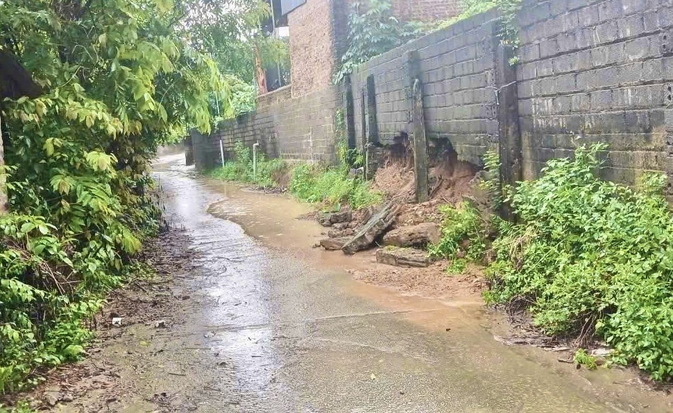 H&agrave; Nội: V&ugrave;ng ven đ&ocirc; nước ngập trắng trời, ch&iacute;nh quyền chủ động hỗ trợ người d&acirc;n- Ảnh 15.