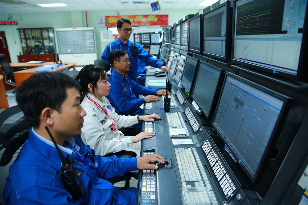 Khoa học c&ocirc;ng nghệ - ch&igrave;a kh&oacute;a đưa Petrovietnam vững bước v&agrave;o kỷ nguy&ecirc;n mới- Ảnh 1.