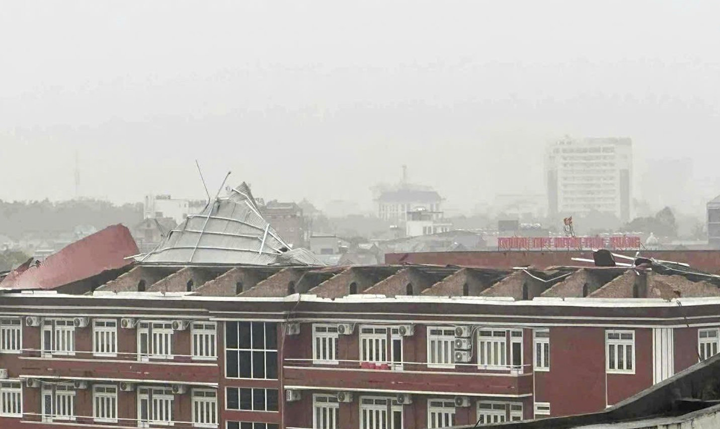 Nghệ An: Ước t&iacute;nh thiệt hại khoảng 1.245 tỷ đồng do b&atilde;o số 5 g&acirc;y ra- Ảnh 3.