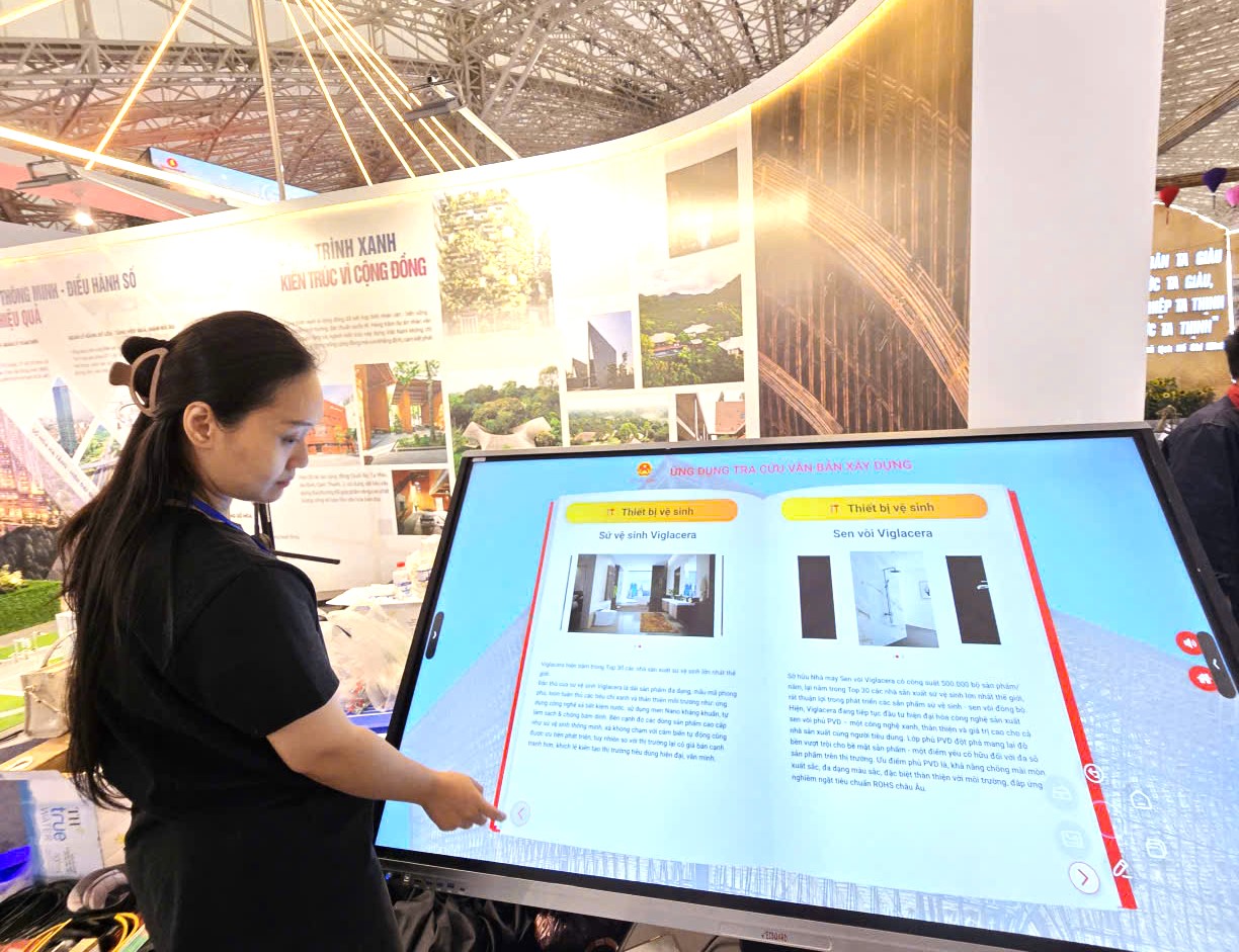 Tự h&agrave;o được g&oacute;p sức cho triển l&atilde;m trưng b&agrave;y th&agrave;nh tựu 80 năm của ng&agrave;nh X&acirc;y dựng- Ảnh 13.