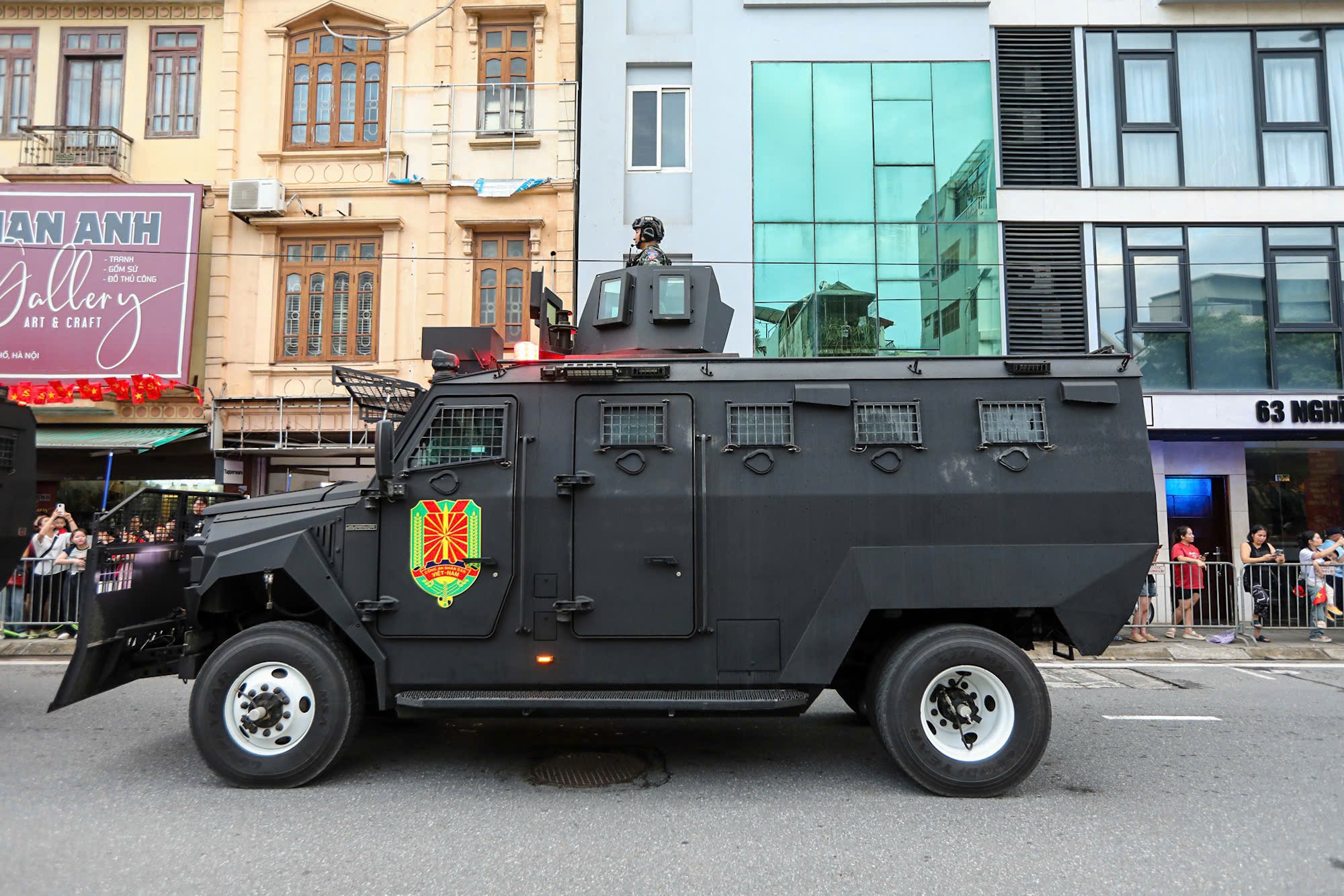 Ngắm d&agrave;n xe đặc chủng của lực lượng c&ocirc;ng an tham dự sơ duyệt diễu binh, diễu h&agrave;nh- Ảnh 8.