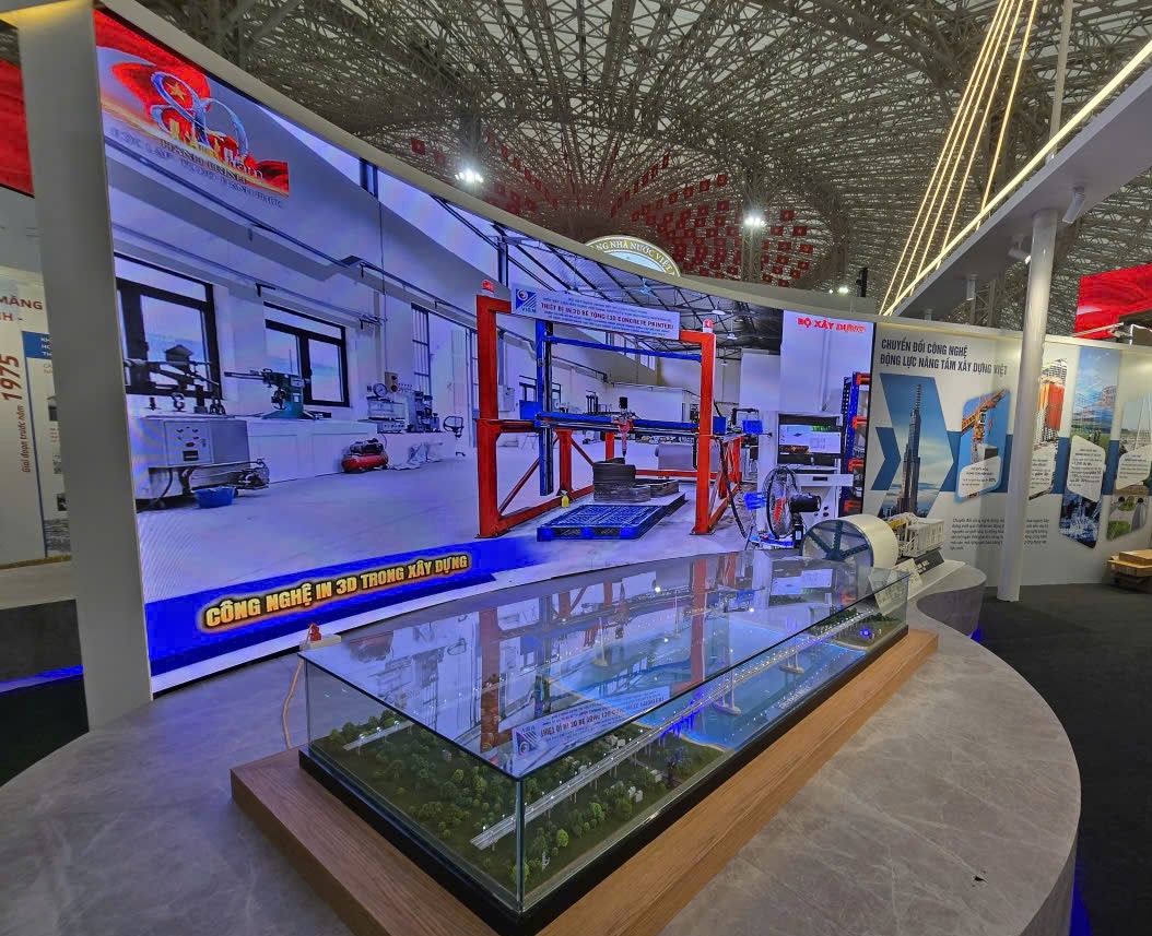 Ấn tượng kh&ocirc;ng gian trưng b&agrave;y th&agrave;nh tựu 80 năm ng&agrave;nh X&acirc;y dựng- Ảnh 12.