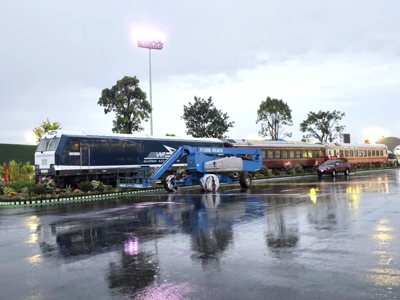 Ấn tượng kh&ocirc;ng gian trưng b&agrave;y th&agrave;nh tựu 80 năm ng&agrave;nh X&acirc;y dựng- Ảnh 23.