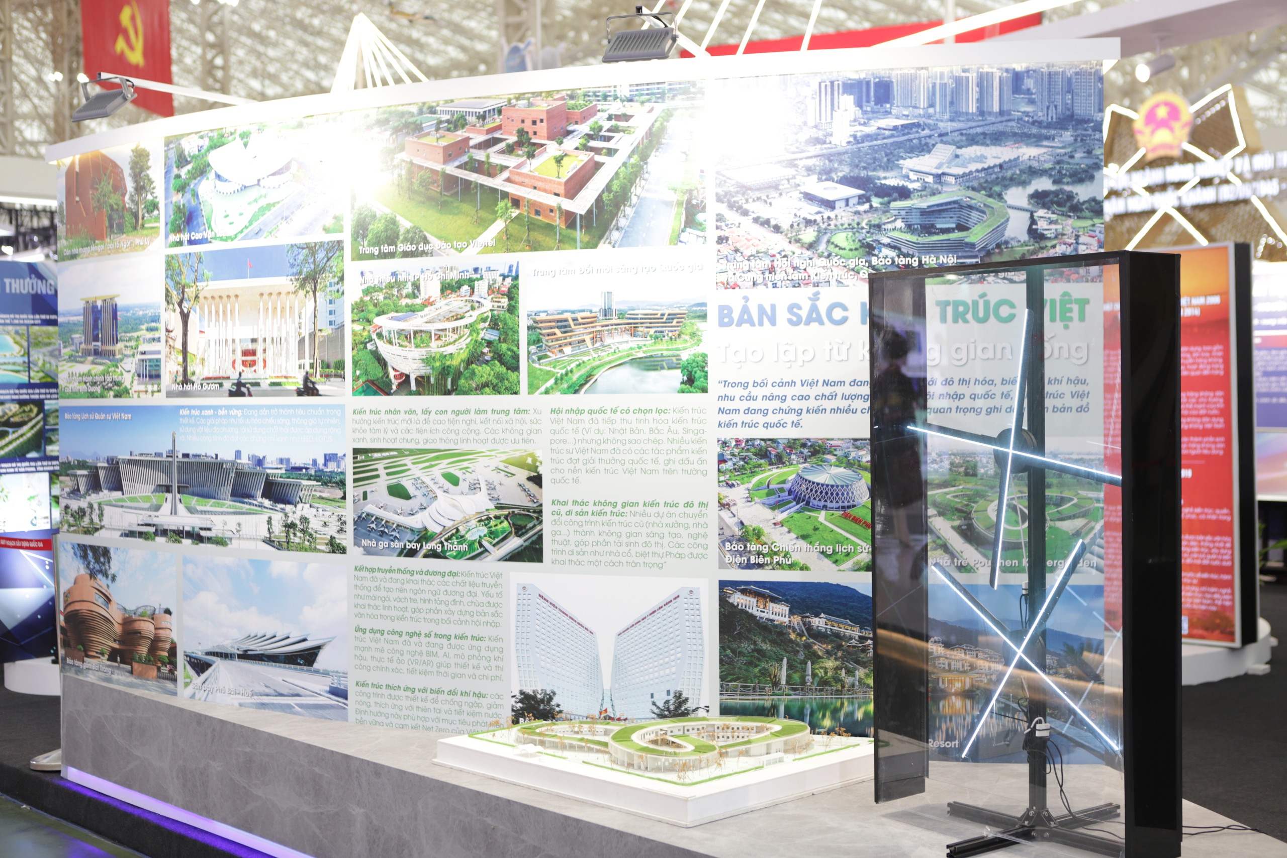 Ấn tượng kh&ocirc;ng gian trưng b&agrave;y th&agrave;nh tựu 80 năm ng&agrave;nh X&acirc;y dựng- Ảnh 6.