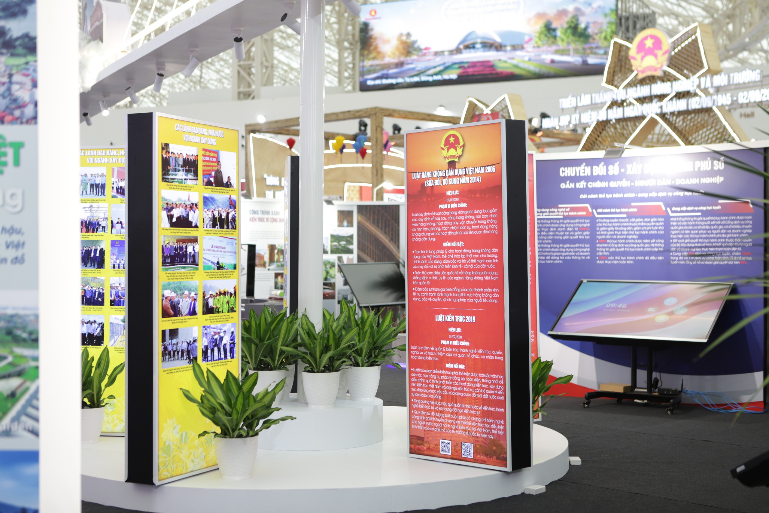 Ấn tượng kh&ocirc;ng gian trưng b&agrave;y th&agrave;nh tựu 80 năm ng&agrave;nh X&acirc;y dựng- Ảnh 9.