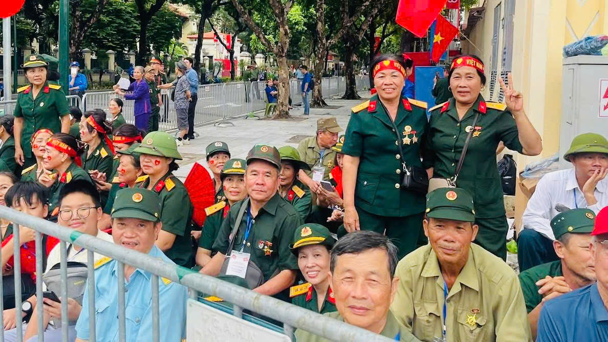 Những h&igrave;nh ảnh đẹp b&ecirc;n lề sơ duyệt diễu binh, diễu h&agrave;nh- Ảnh 5.