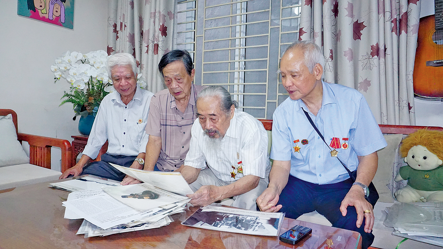 Thư &ldquo;Gửi người sau&rdquo; của chiến sĩ thủy l&ocirc;i mở luồng sống- Ảnh 1.