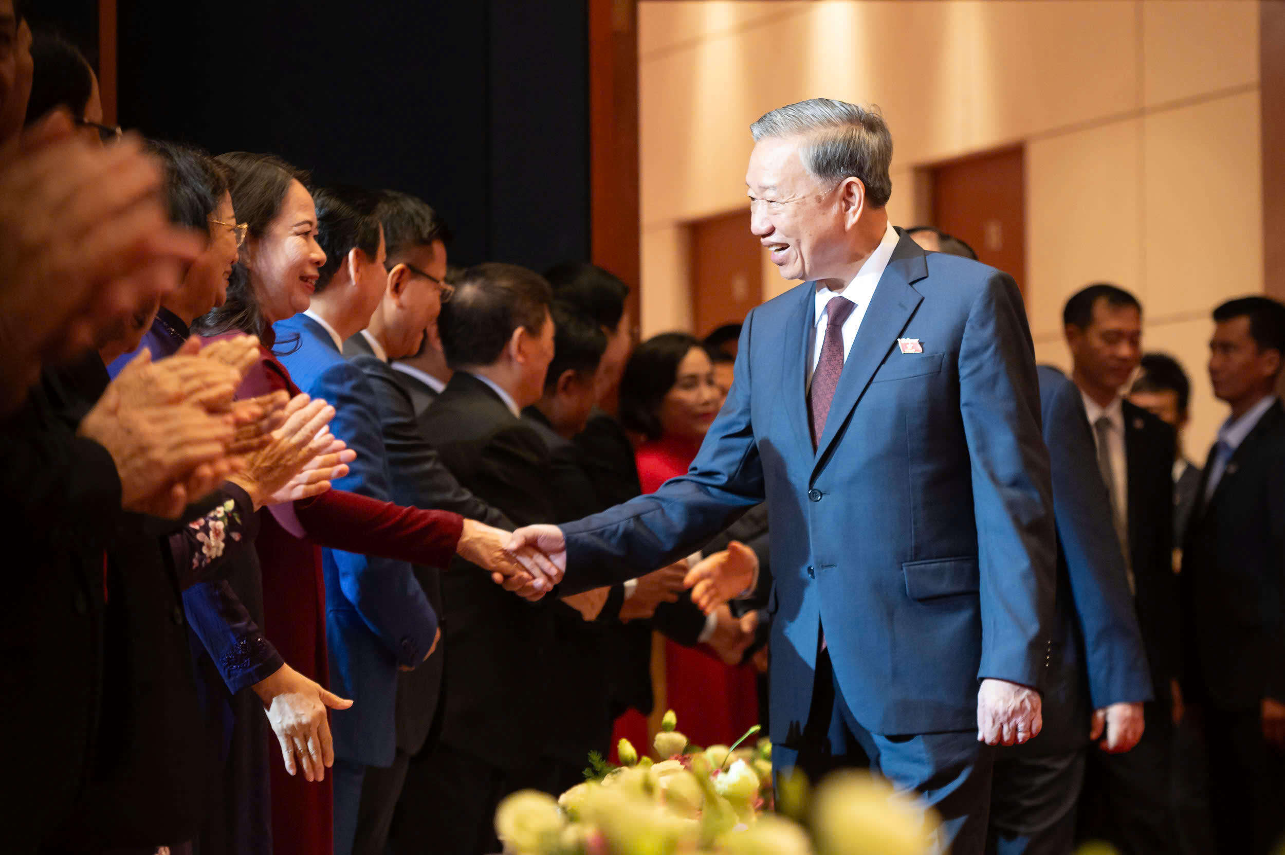 Quốc hội phải "mở đường, sửa đường" trên hành trình đưa đất nước đến hùng cường- Ảnh 1. Quốc hội phải "mở đường, sửa đường" trên hành trình đưa đất nước đến hùng cường- Ảnh 1.