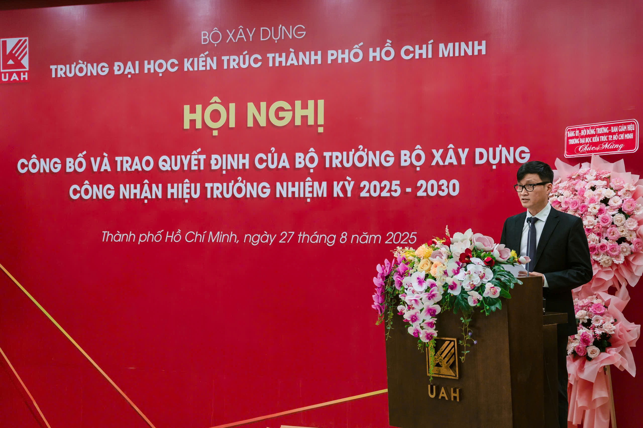 PGS.TS Phạm Trọng Thuật l&agrave;m Hiệu trưởng Trường Đại học Kiến tr&uacute;c TP.HCM- Ảnh 3.