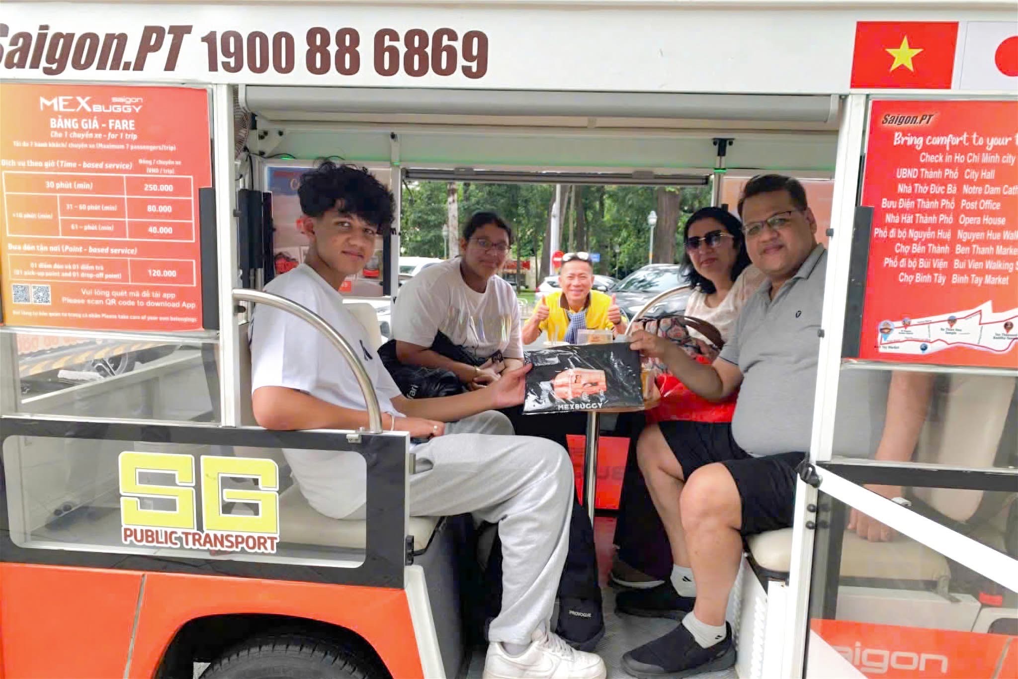 TP.HCM t&igrave;m c&aacute;ch gỡ kh&oacute; cho xe điện bốn b&aacute;nh phục vụ du lịch đ&atilde; &ldquo;đắp chiếu&rdquo; 2 th&aacute;ng- Ảnh 2.