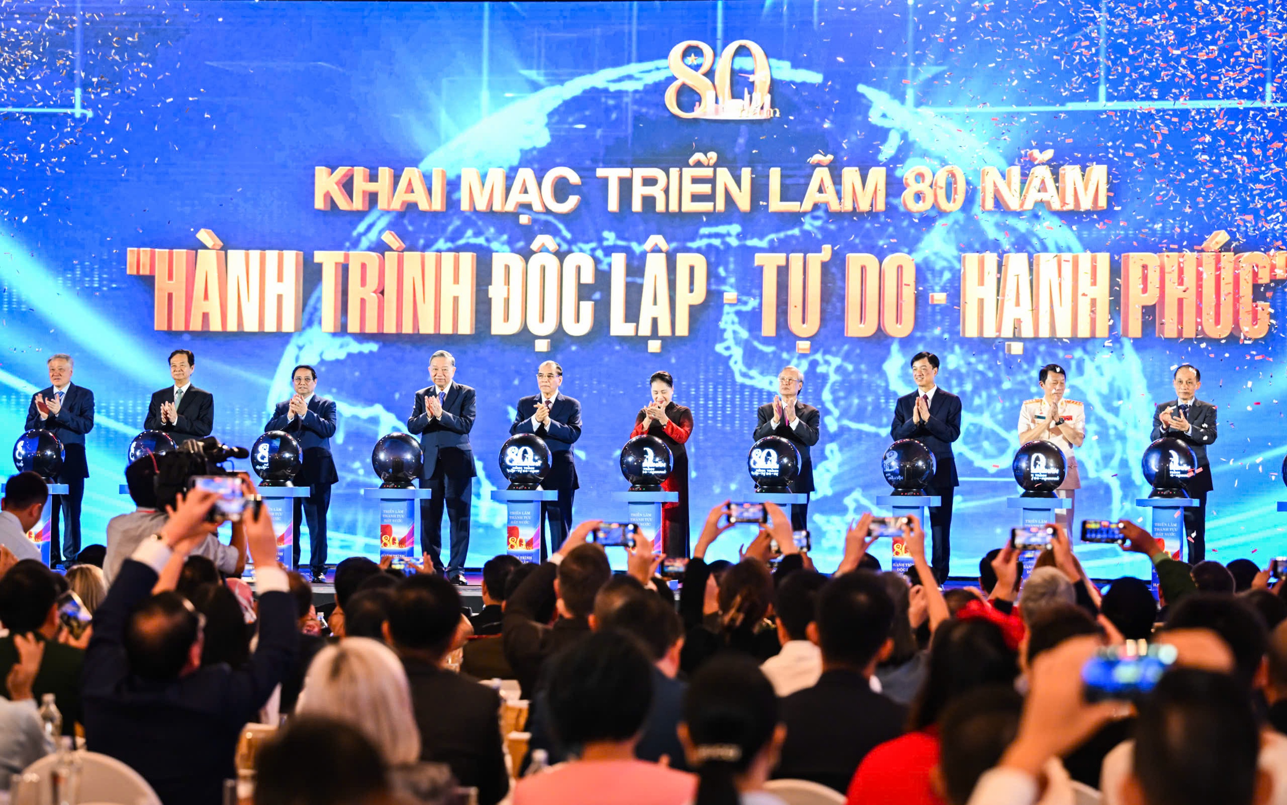 Khai mạc Triển l&atilde;m th&agrave;nh tựu 80 năm, khơi dậy kh&aacute;t vọng ph&aacute;t triển đất nước phồn vinh- Ảnh 5.