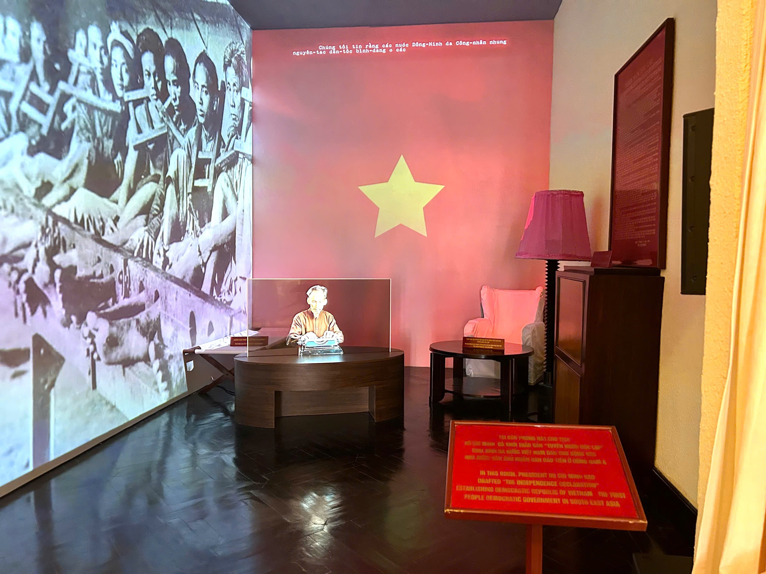 Nhiều "địa chỉ đỏ" tại H&agrave; Nội thu h&uacute;t kh&aacute;ch tham quan dịp Quốc kh&aacute;nh- Ảnh 8.