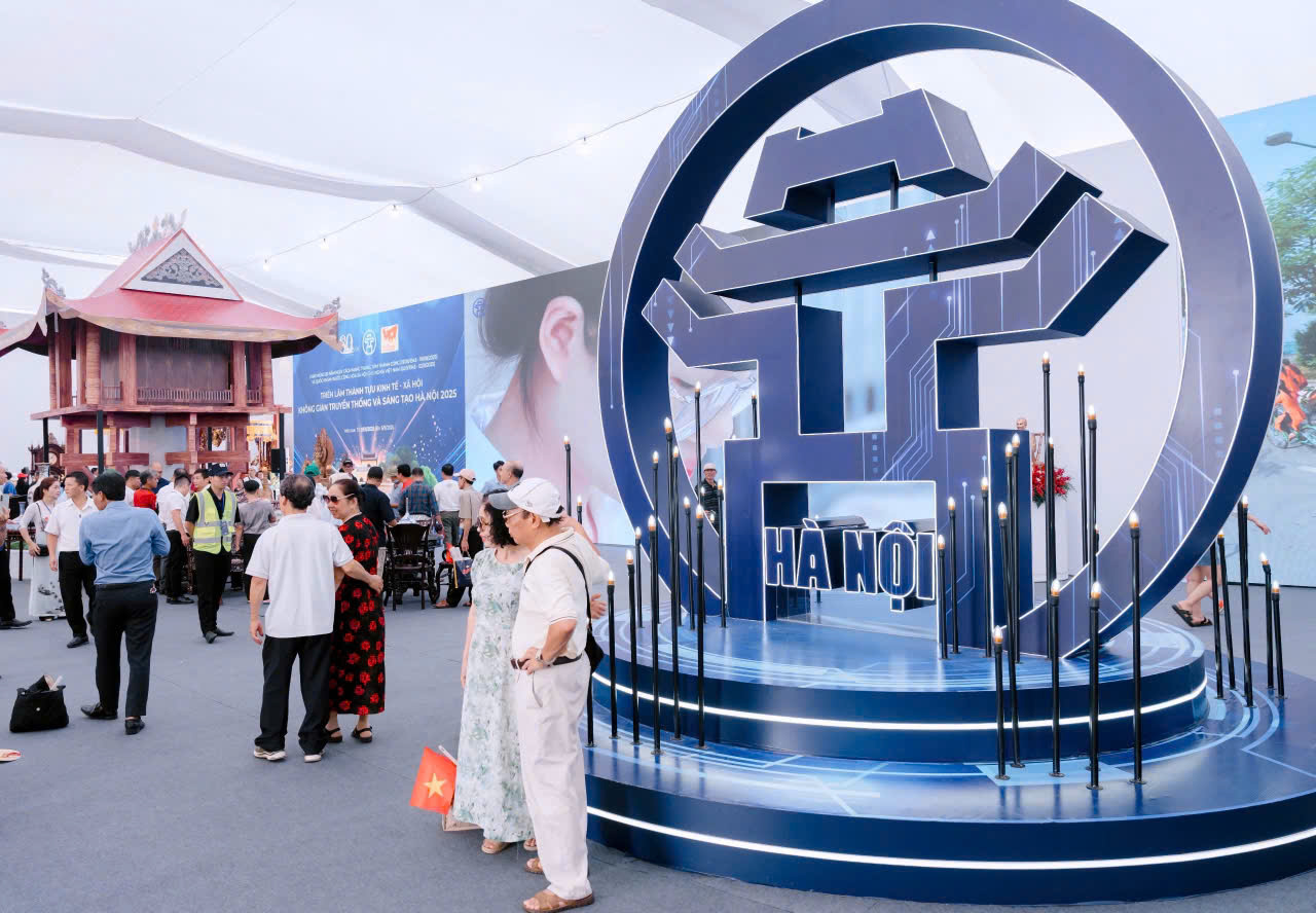 Sức h&uacute;t c&ocirc;ng nghệ số tại Triển l&atilde;m th&agrave;nh tựu đất nước 80 năm- Ảnh 10.