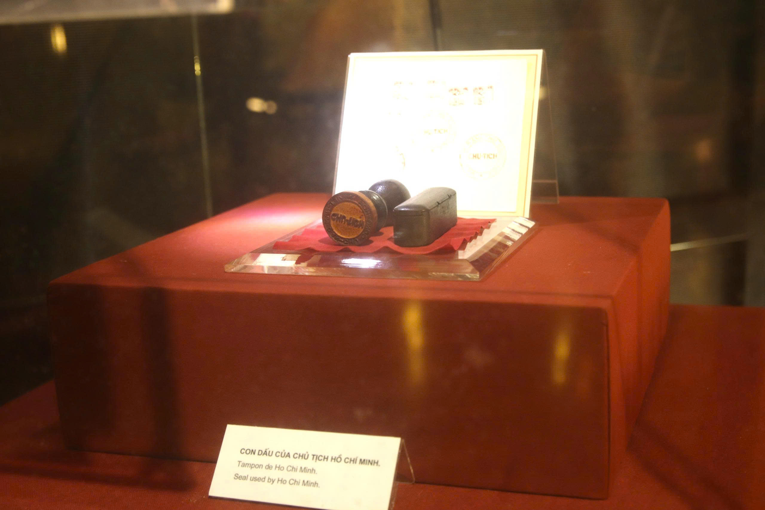 Chi&ecirc;m ngưỡng những bảo vật kể chuyện B&aacute;c Hồ tại Bảo t&agrave;ng Hồ Ch&iacute; Minh- Ảnh 9.