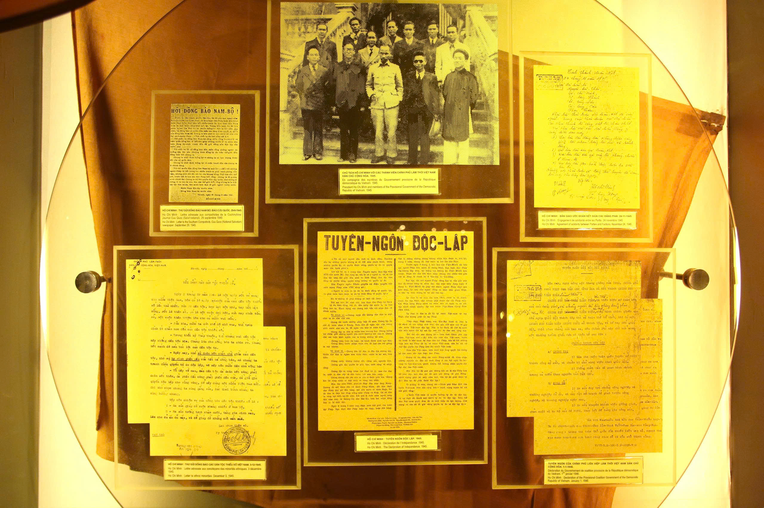 Chi&ecirc;m ngưỡng những bảo vật kể chuyện B&aacute;c Hồ tại Bảo t&agrave;ng Hồ Ch&iacute; Minh- Ảnh 3.