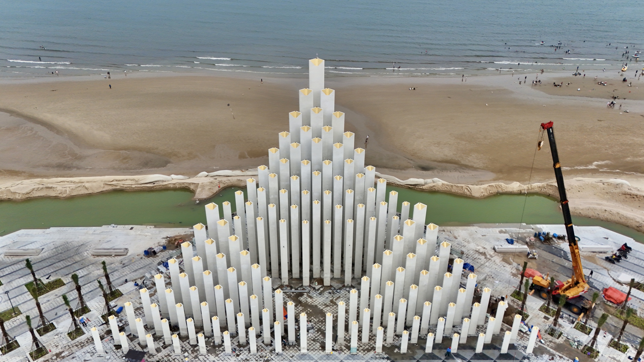 Bãi Sau TP.HCM đã khoác áo mới rực rỡ trước giờ G, sẵn sàng phục vụ khách vui lễ 2/9- Ảnh 13. Bãi Sau TP.HCM đã khoác áo mới rực rỡ trước giờ G, sẵn sàng phục vụ khách vui lễ 2/9- Ảnh 13.