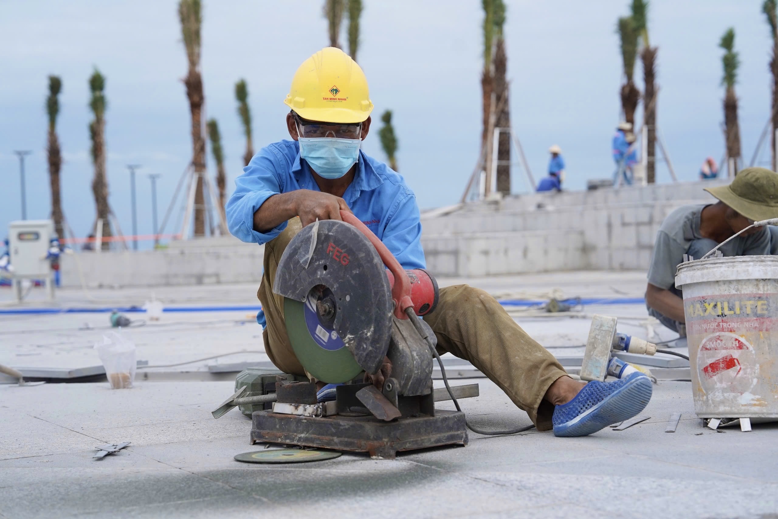 Bãi Sau TP.HCM đã khoác áo mới rực rỡ trước giờ G, sẵn sàng phục vụ khách vui lễ 2/9- Ảnh 4. Bãi Sau TP.HCM đã khoác áo mới rực rỡ trước giờ G, sẵn sàng phục vụ khách vui lễ 2/9- Ảnh 4.