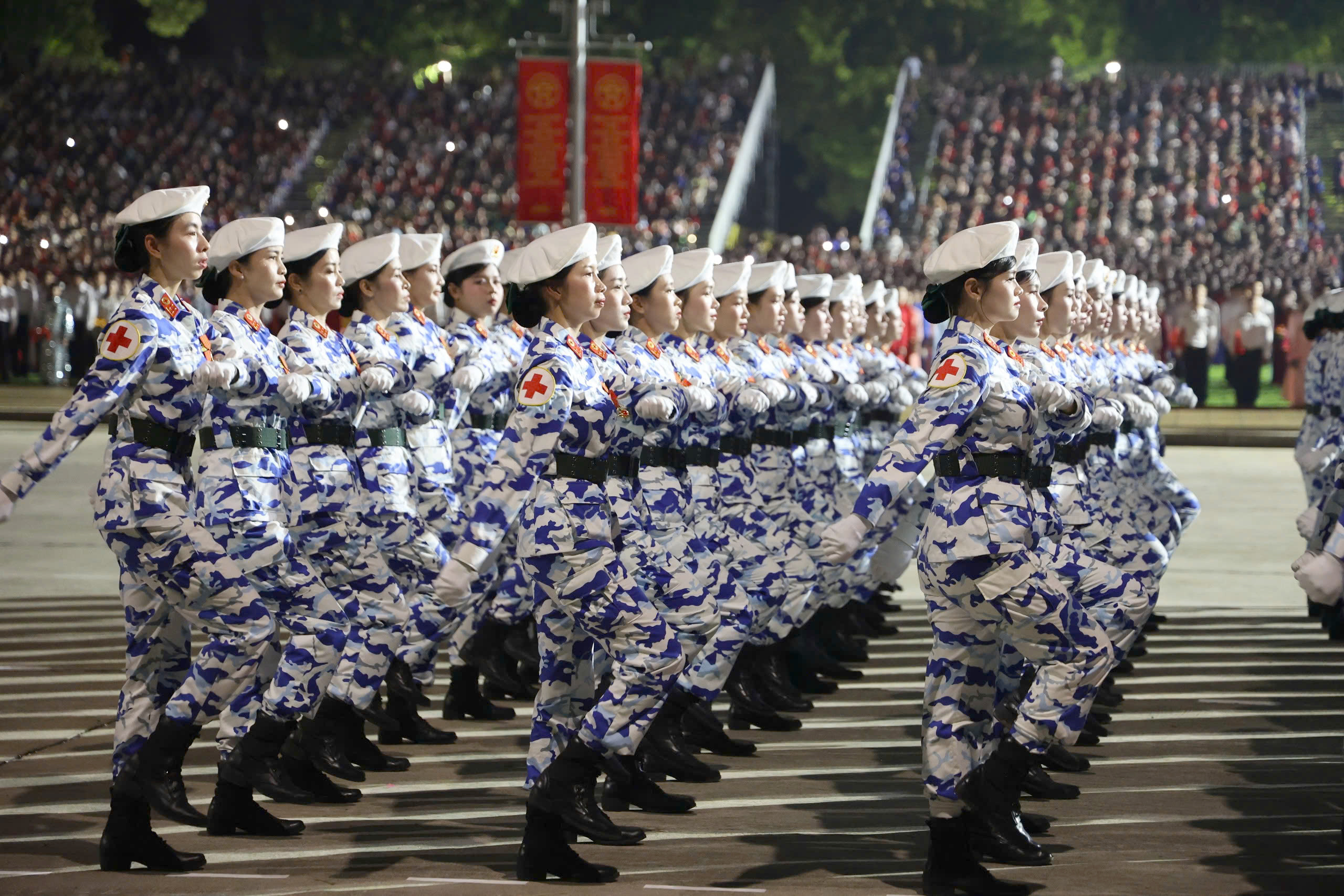 Những tuyến cao tốc hạn chế xe tải, xe kh&aacute;ch trước lễ tổng duyệt diễu binh, diễu h&agrave;nh- Ảnh 1.