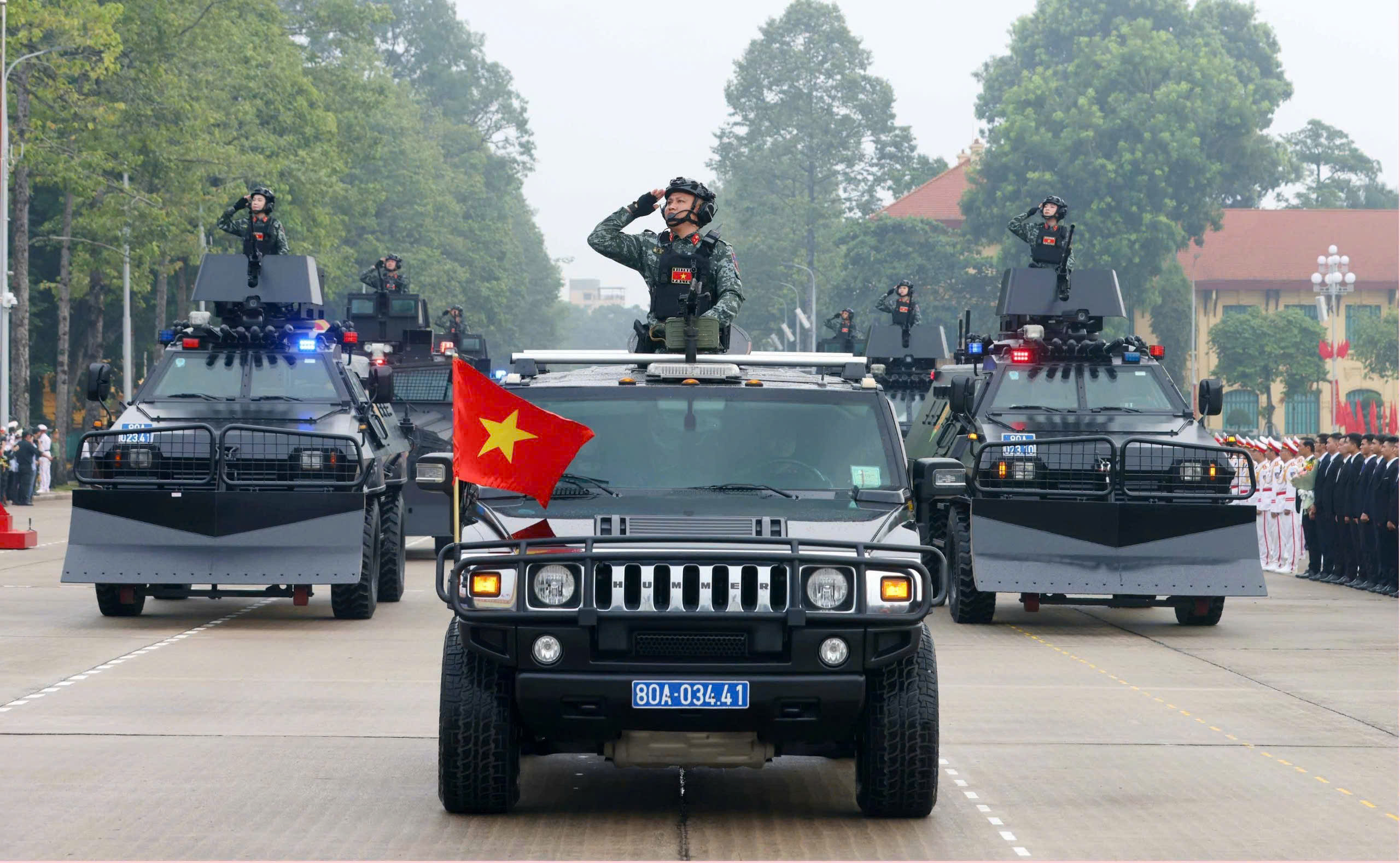 Hơn 1.300 c&aacute;n bộ, chiến sĩ c&ocirc;ng an xuất qu&acirc;n bảo vệ Lễ kỷ niệm 80 năm Quốc kh&aacute;nh- Ảnh 9.