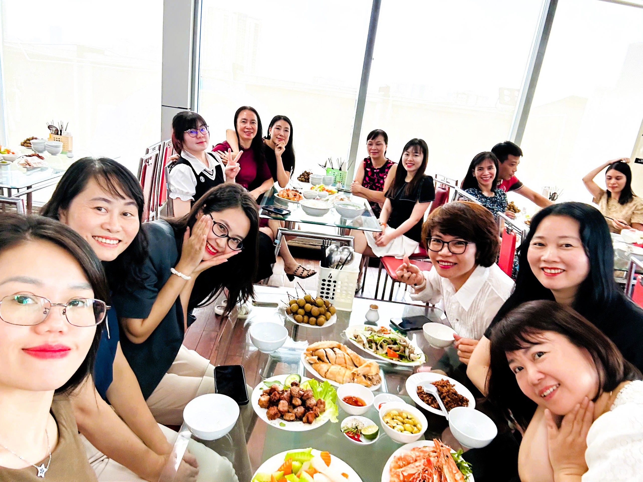 Viglacera gắn kết y&ecirc;u thương với "Bữa cơm C&ocirc;ng đo&agrave;n"- Ảnh 22.