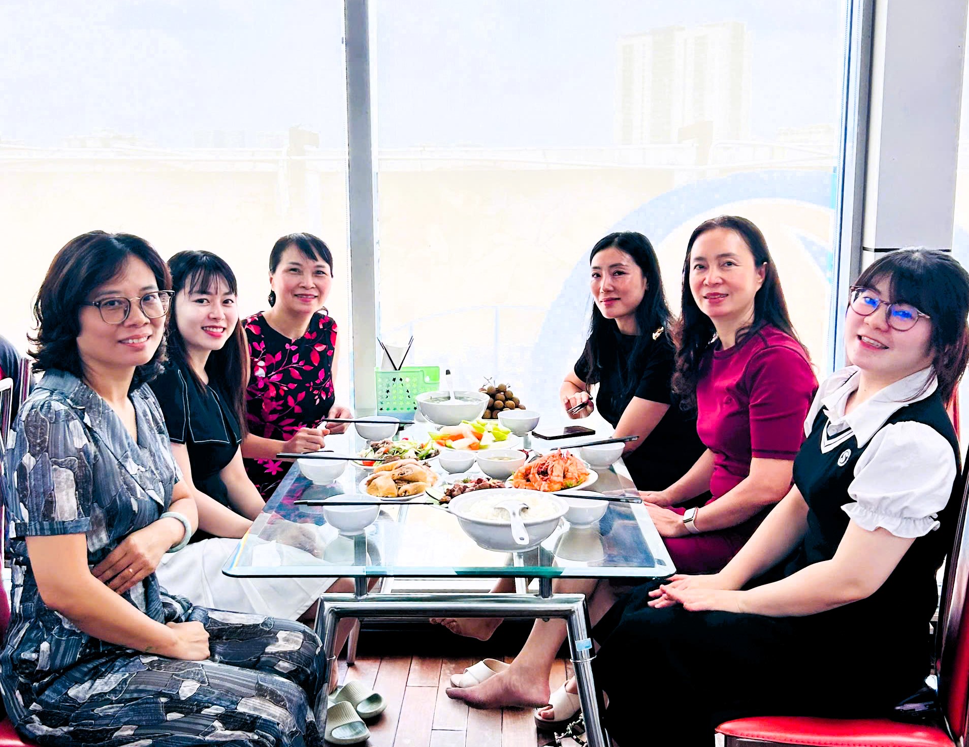 Viglacera gắn kết y&ecirc;u thương với "Bữa cơm C&ocirc;ng đo&agrave;n"- Ảnh 21.