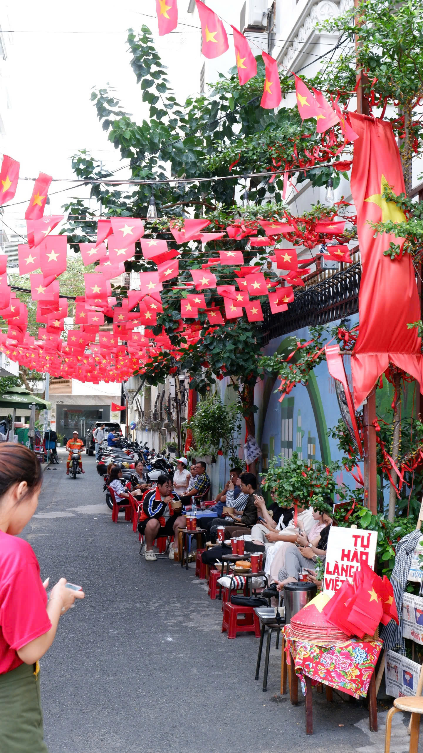 Gần 800 người đồng diễn rực rỡ mừng Tết Độc lập tại TP.HCM- Ảnh 8.