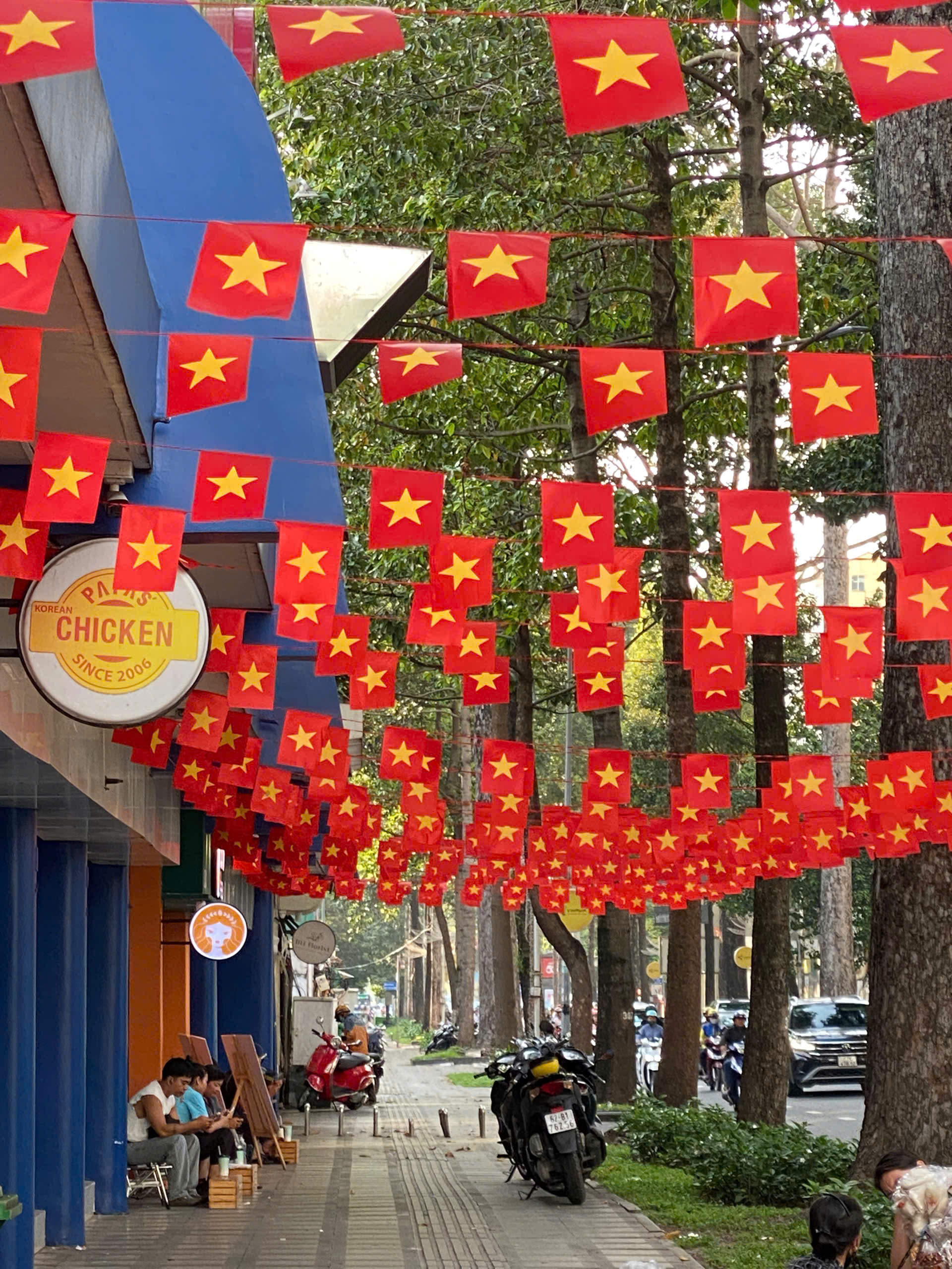 Gần 800 người đồng diễn rực rỡ mừng Tết Độc lập tại TP.HCM- Ảnh 7.