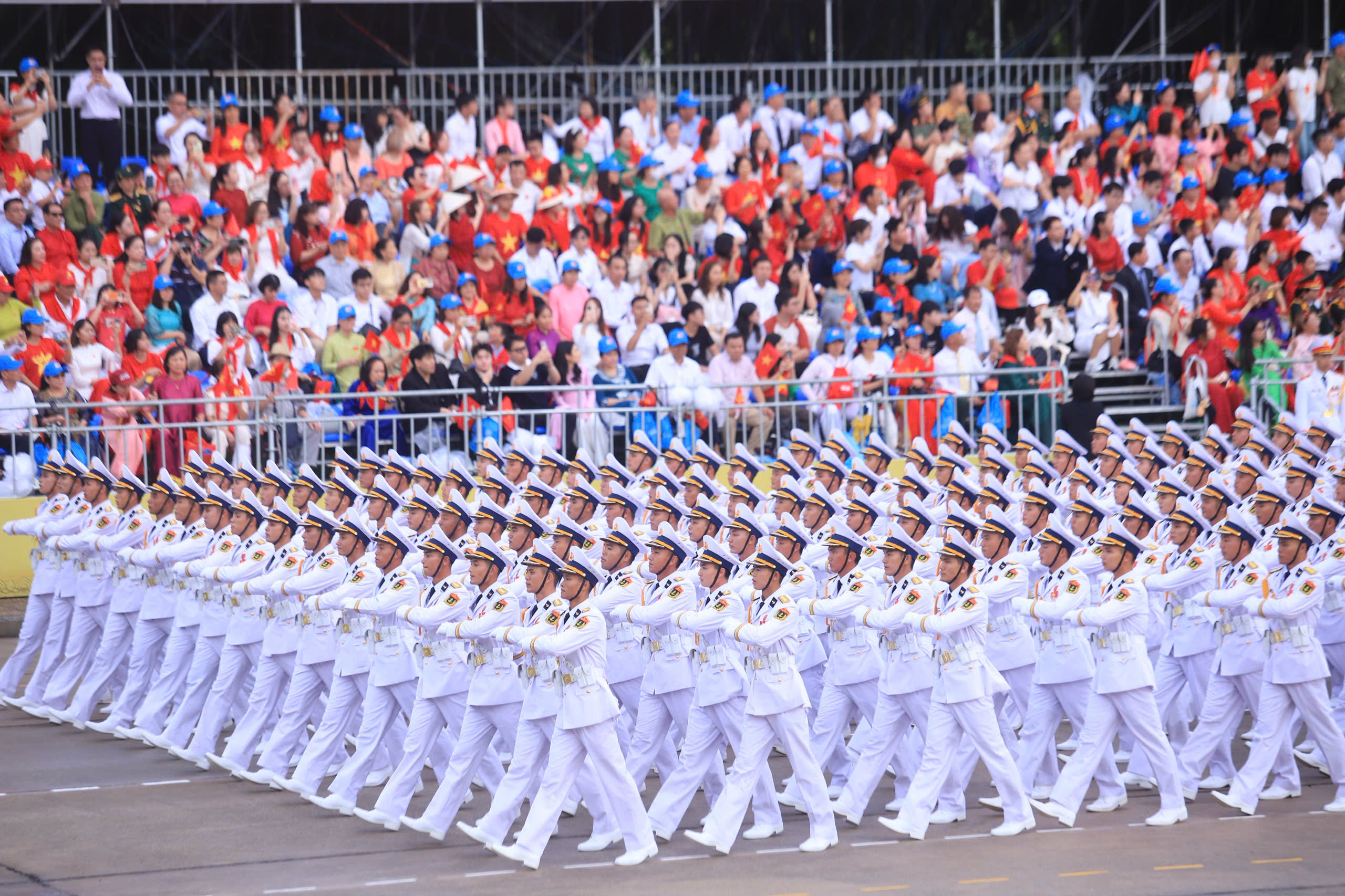 To&agrave;n cảnh tổng duyệt diễu binh, diễu h&agrave;nh, sẵn s&agrave;ng cho đại lễ 2/9- Ảnh 9.