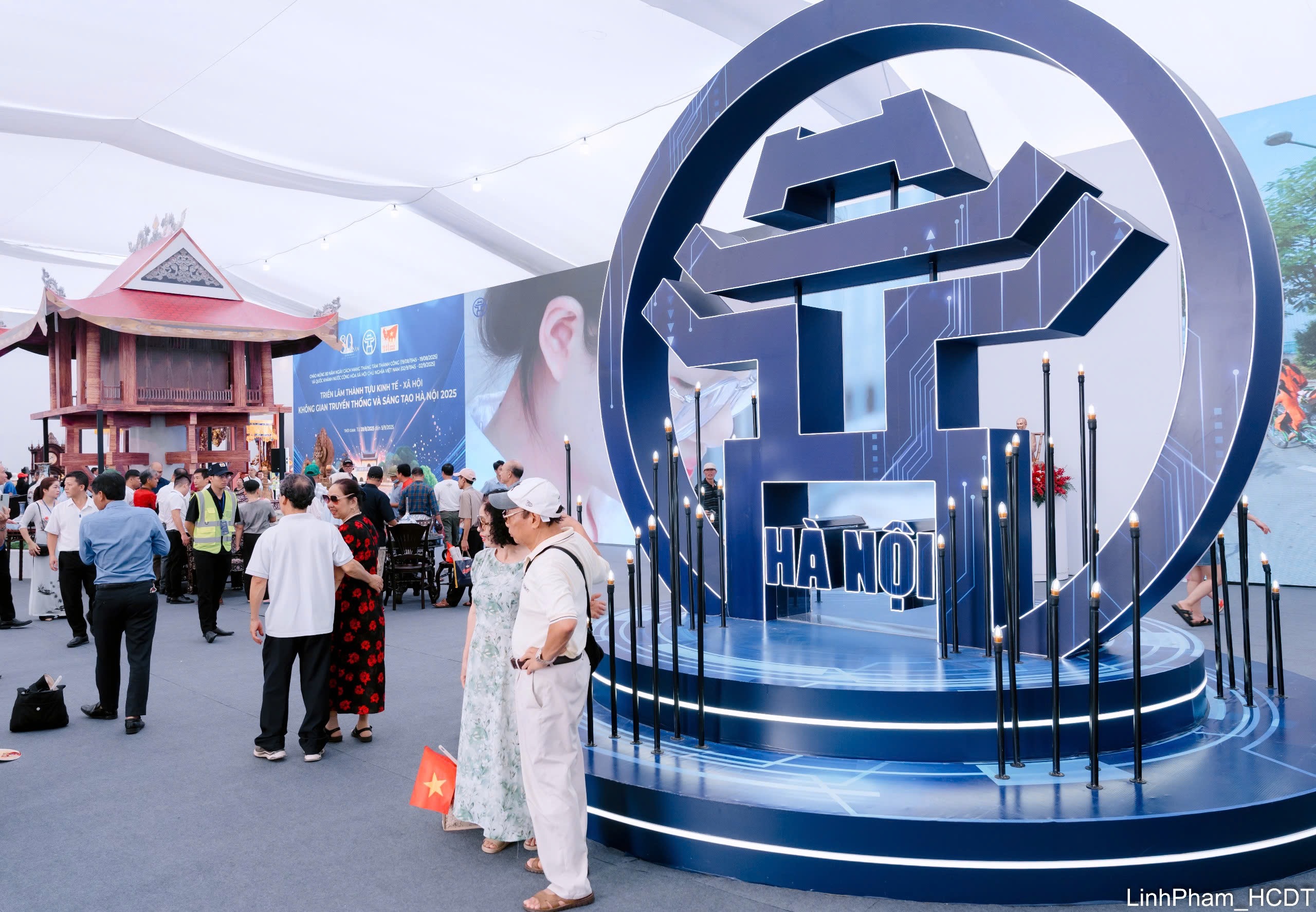 Thủ đô văn hiến tự hào 80 năm đồng hành cùng sự phát triển của đất nước- Ảnh 1. Thủ đô văn hiến tự hào 80 năm đồng hành cùng sự phát triển của đất nước- Ảnh 1.