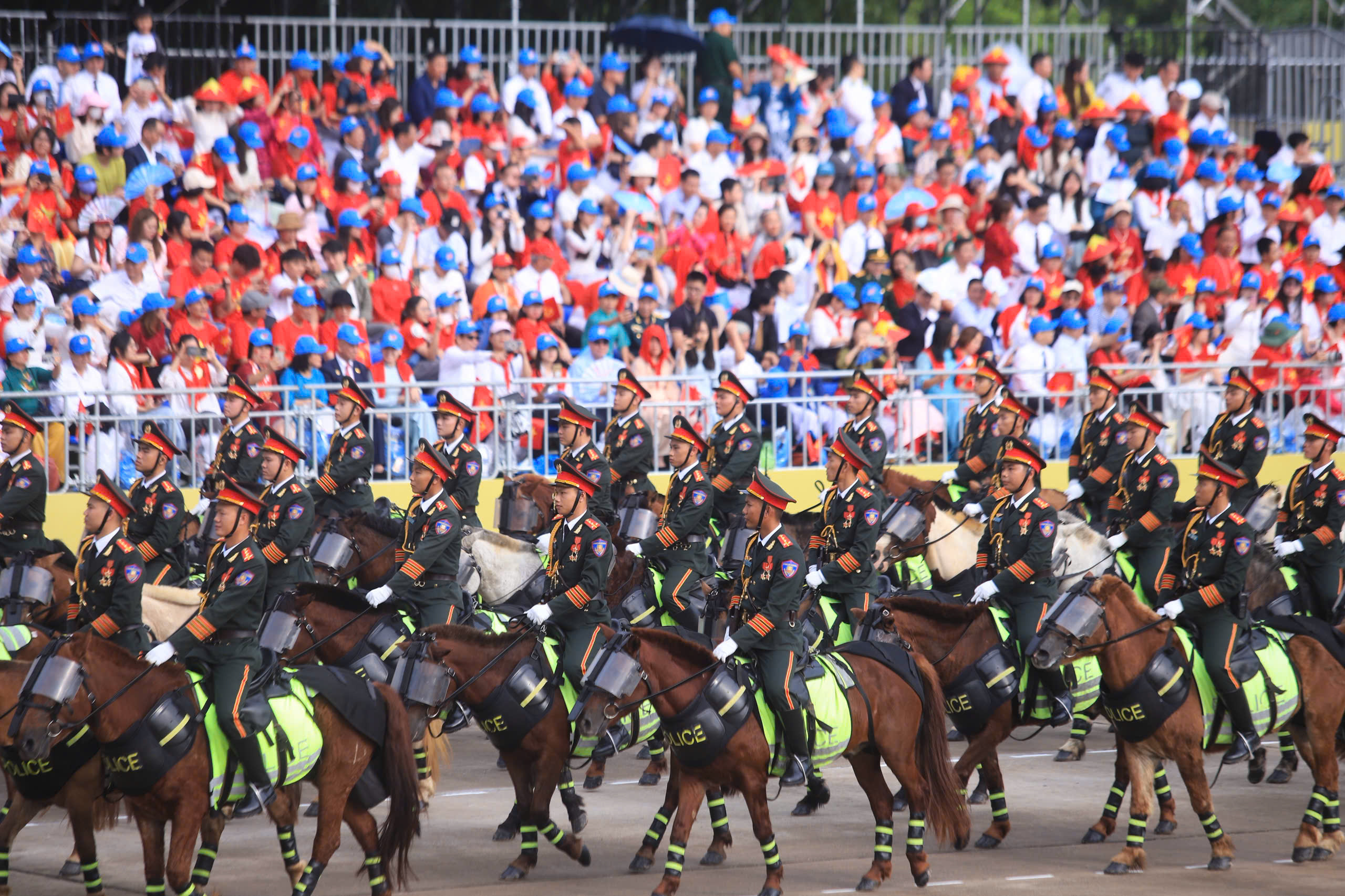 To&agrave;n cảnh tổng duyệt diễu binh, diễu h&agrave;nh, sẵn s&agrave;ng cho đại lễ 2/9- Ảnh 23.