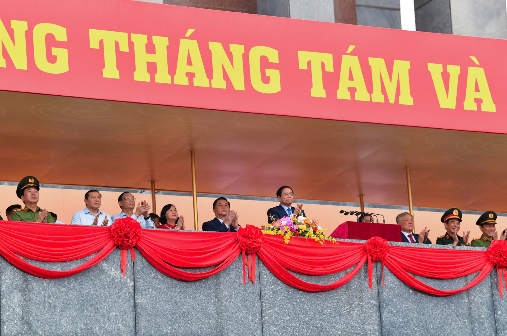 To&agrave;n cảnh tổng duyệt diễu binh, diễu h&agrave;nh, sẵn s&agrave;ng cho đại lễ 2/9- Ảnh 2.