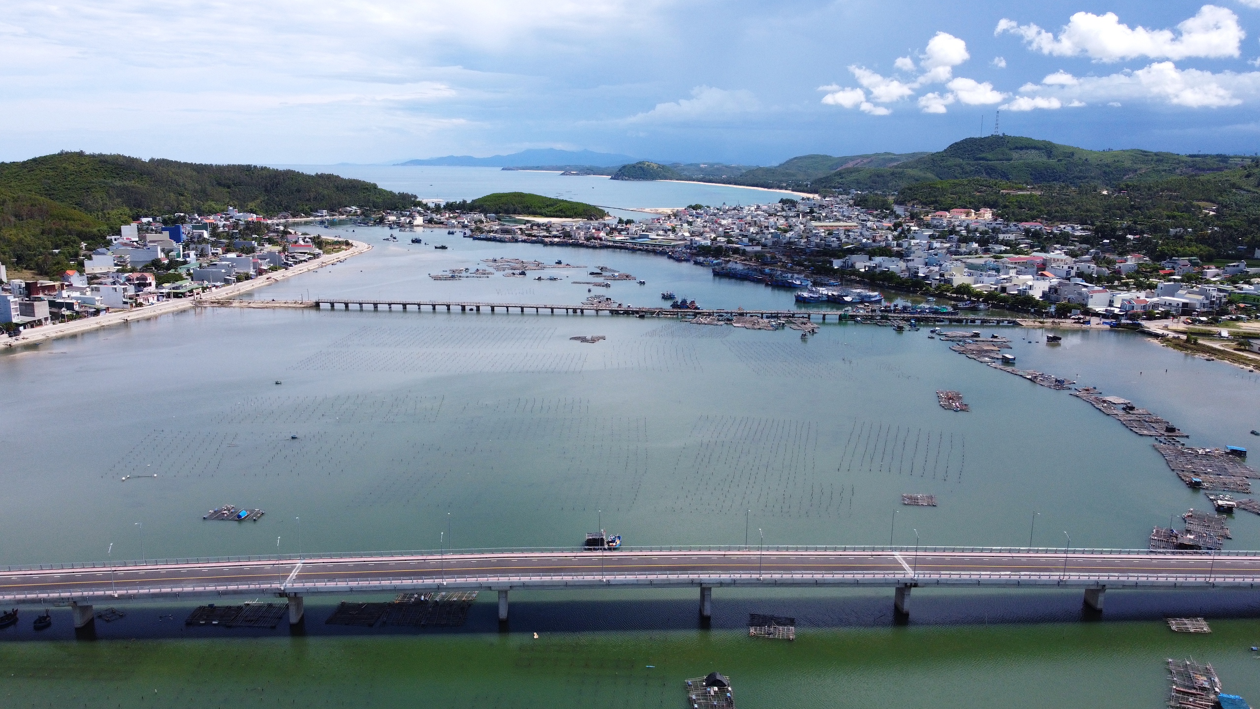 Quảng Ng&atilde;i sẵn s&agrave;ng th&ocirc;ng xe cầu Thạnh Đức 265 tỷ đồng- Ảnh 2.