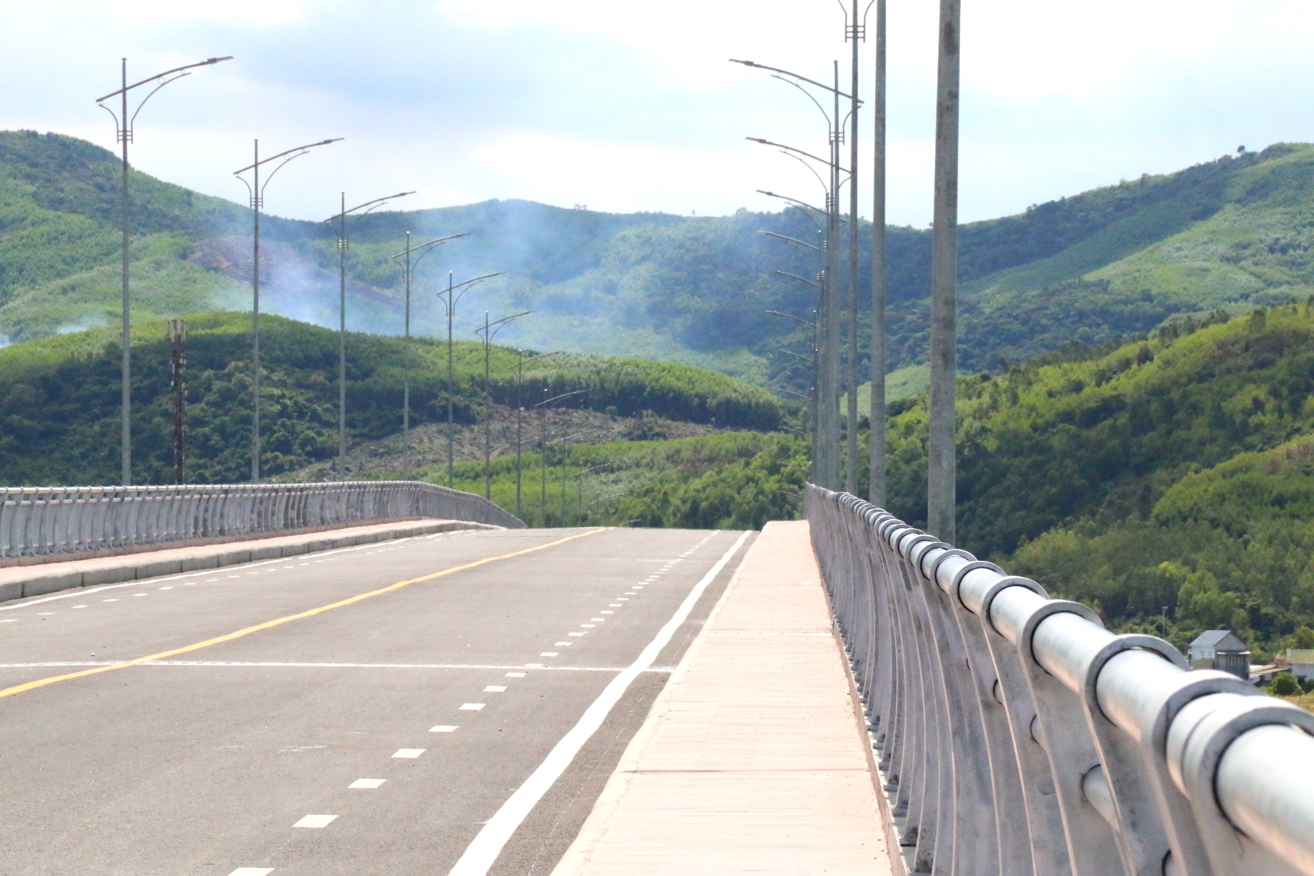 Quảng Ng&atilde;i sẵn s&agrave;ng th&ocirc;ng xe cầu Thạnh Đức 265 tỷ đồng- Ảnh 10.