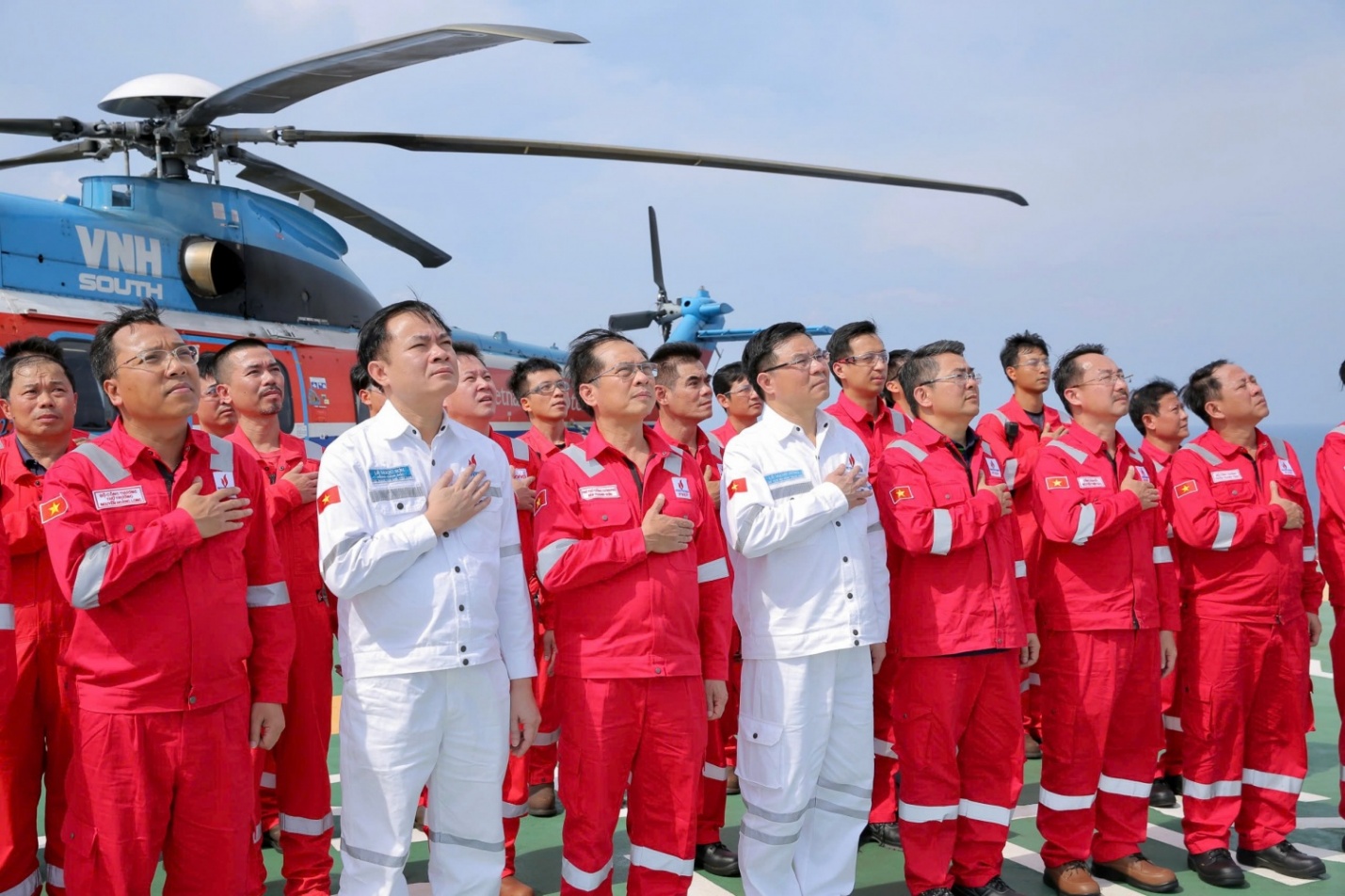 Petrovietnam - Biểu tượng bản lĩnh v&agrave; kh&aacute;t vọng Việt Nam- Ảnh 2.