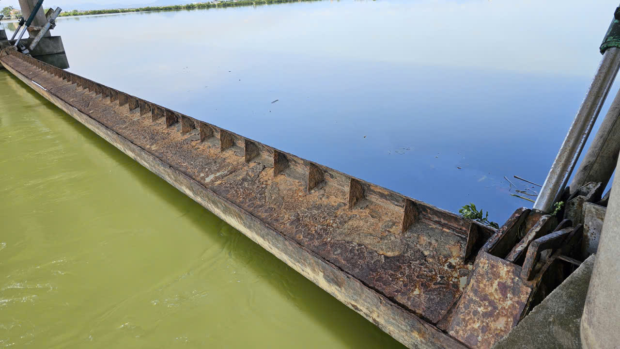 Huế: Cận cảnh c&ocirc;ng tr&igrave;nh giao th&ocirc;ng kết hợp ngăn mặn giữ ngọt trước ng&agrave;y sửa chữa- Ảnh 7.