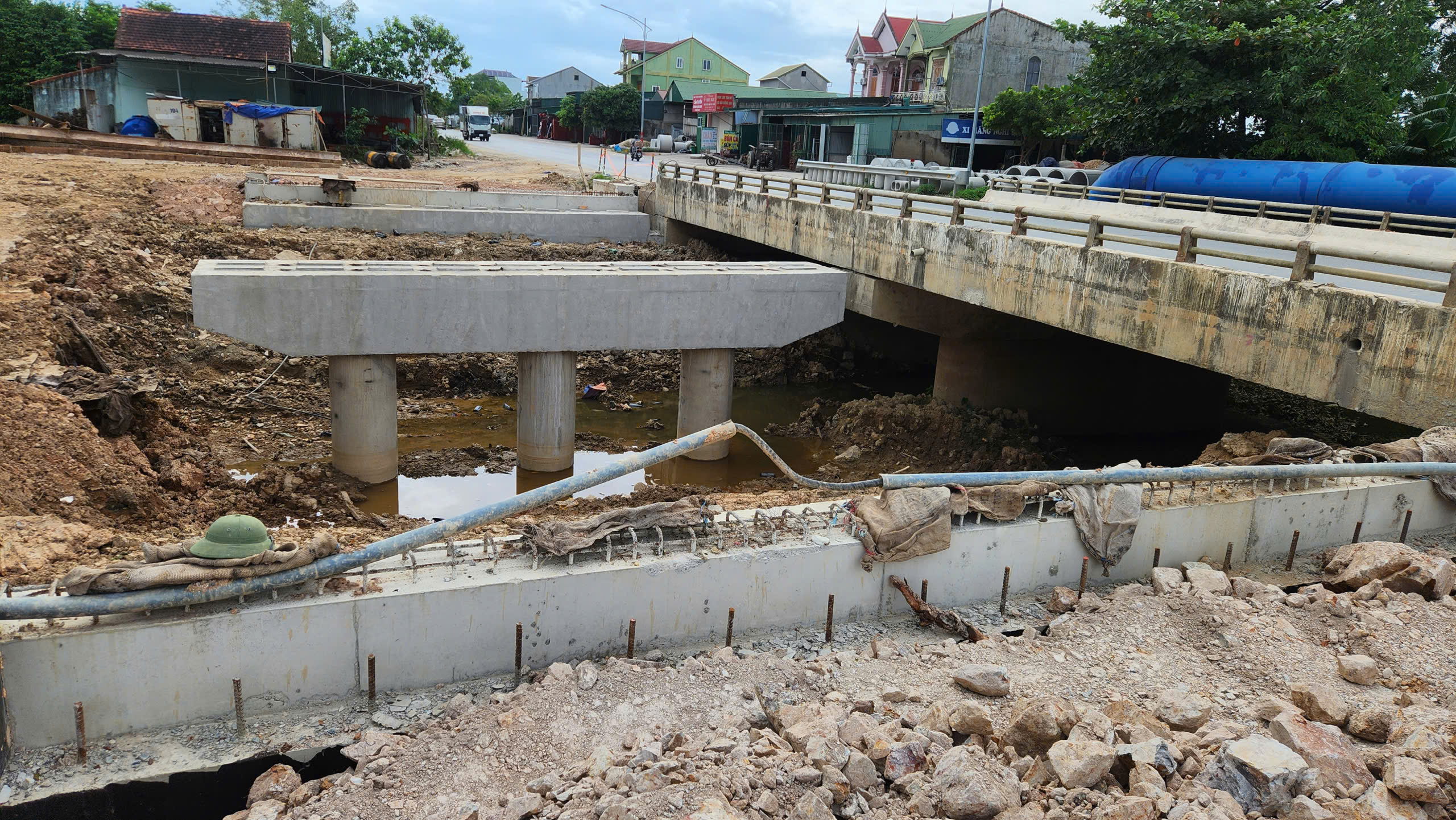 Mở rộng QL46 qua Nghệ An: Còn vướng mặt bằng, kỳ vọng đột phá trong năm 2025- Ảnh 4. Mở rộng QL46 qua Nghệ An: Còn vướng mặt bằng, kỳ vọng đột phá trong năm 2025- Ảnh 4.