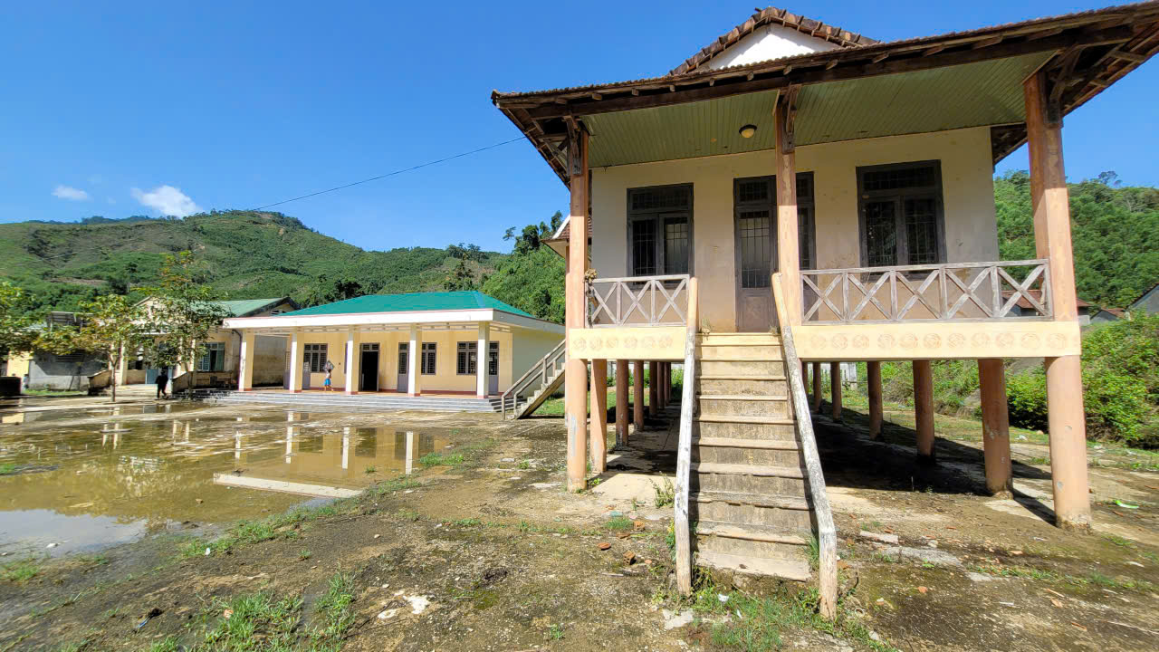 Quảng Ng&atilde;i hướng dẫn c&aacute;c x&atilde; bi&ecirc;n giới chọn vị tr&iacute; x&acirc;y trường li&ecirc;n cấp- Ảnh 3.