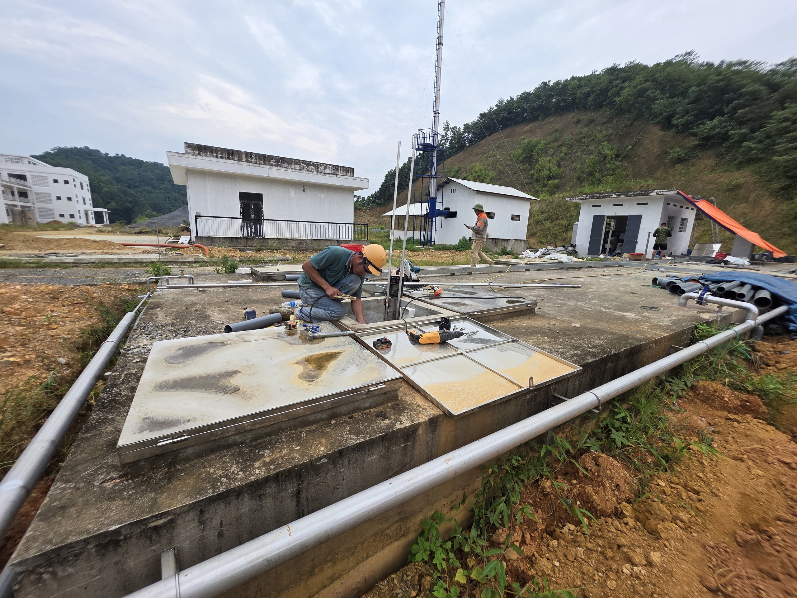 Ngắm bệnh viện tr&ecirc;n 200 tỷ đồng v&ugrave;ng bi&ecirc;n giới L&agrave;o Cai sắp ho&agrave;n th&agrave;nh- Ảnh 11.