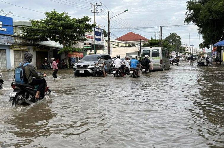 Cần Thơ siết chặt quản l&yacute; giao th&ocirc;ng, giảm &ugrave;n tắc- Ảnh 1.