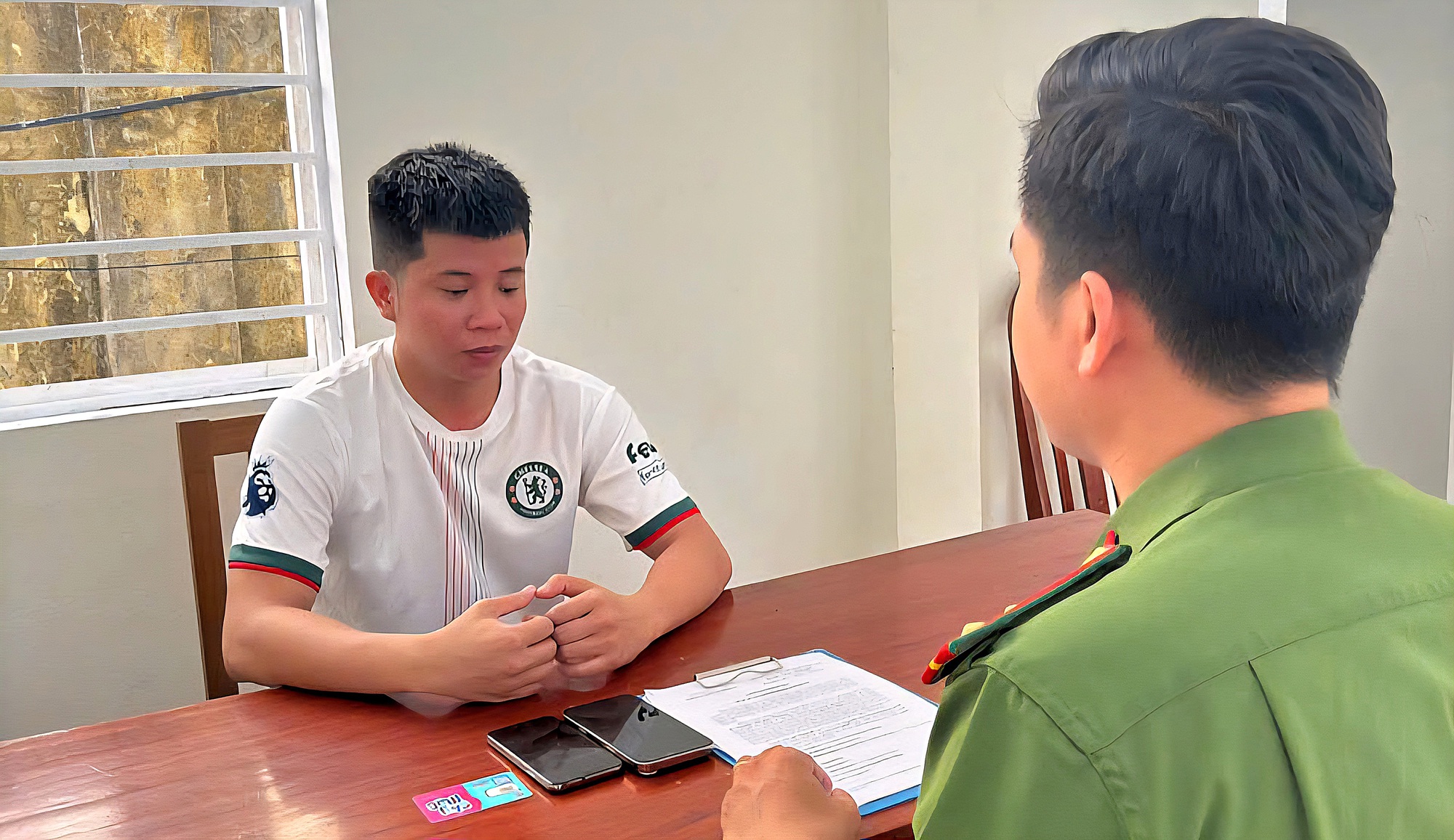 Bắt đối tượng giả Facebook con g&aacute;i, lừa mẹ chuyển hơn 2,2 tỷ đồng- Ảnh 1.