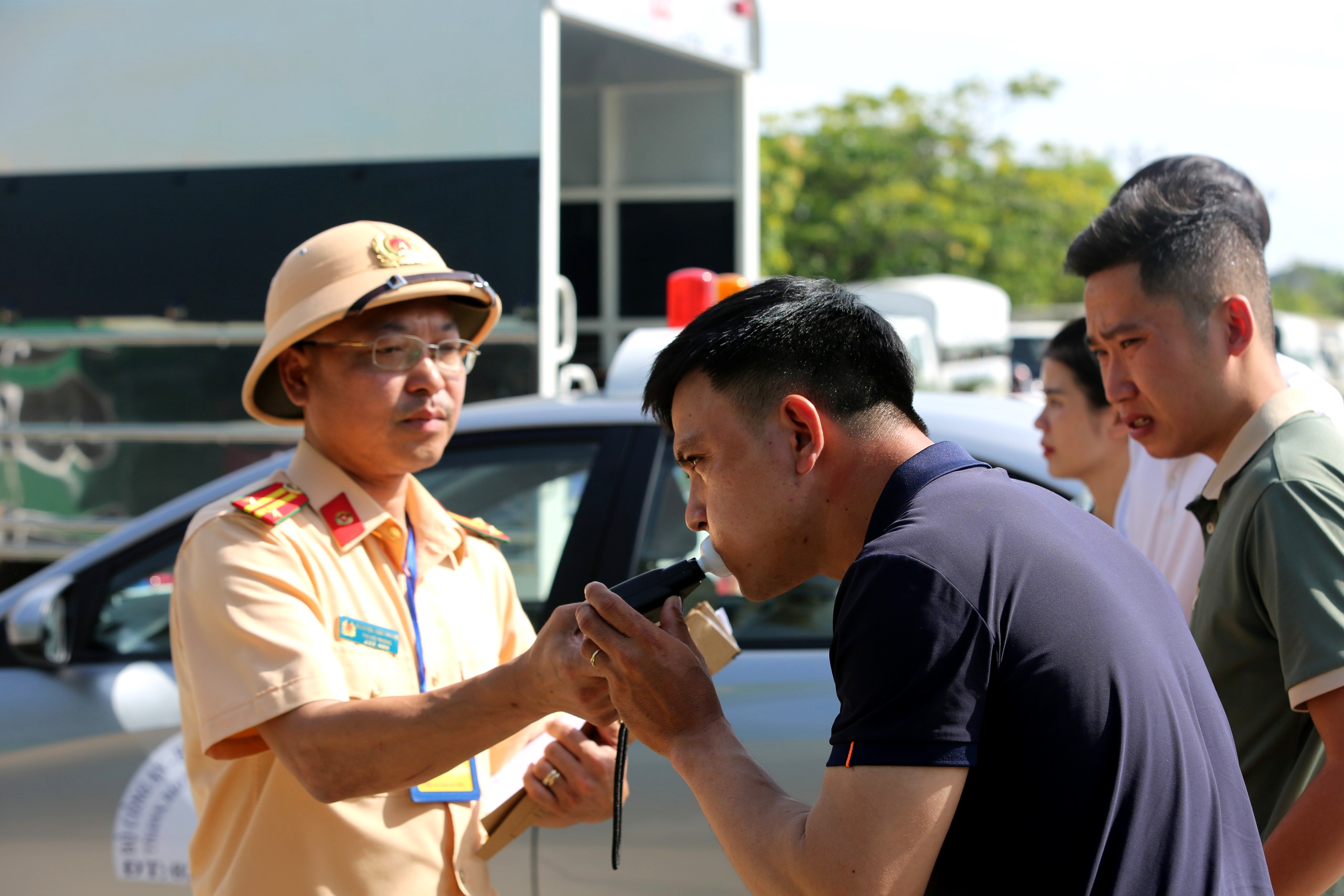 Thanh H&oacute;a tổ chức 41 kỳ s&aacute;t hạch, giải quyết hơn 13.000 hồ sơ l&aacute;i xe trong 2 th&aacute;ng- Ảnh 2.