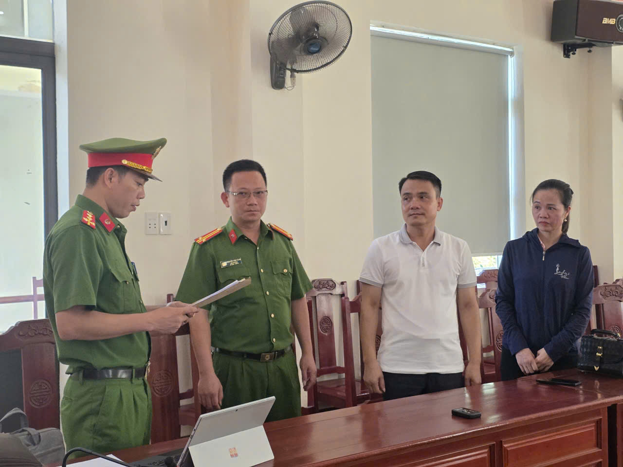 Thanh H&oacute;a: Bắt giam nguy&ecirc;n hiệu trưởng v&agrave; nữ gi&aacute;o vi&ecirc;n n&acirc;ng điểm th&iacute; sinh- Ảnh 1.