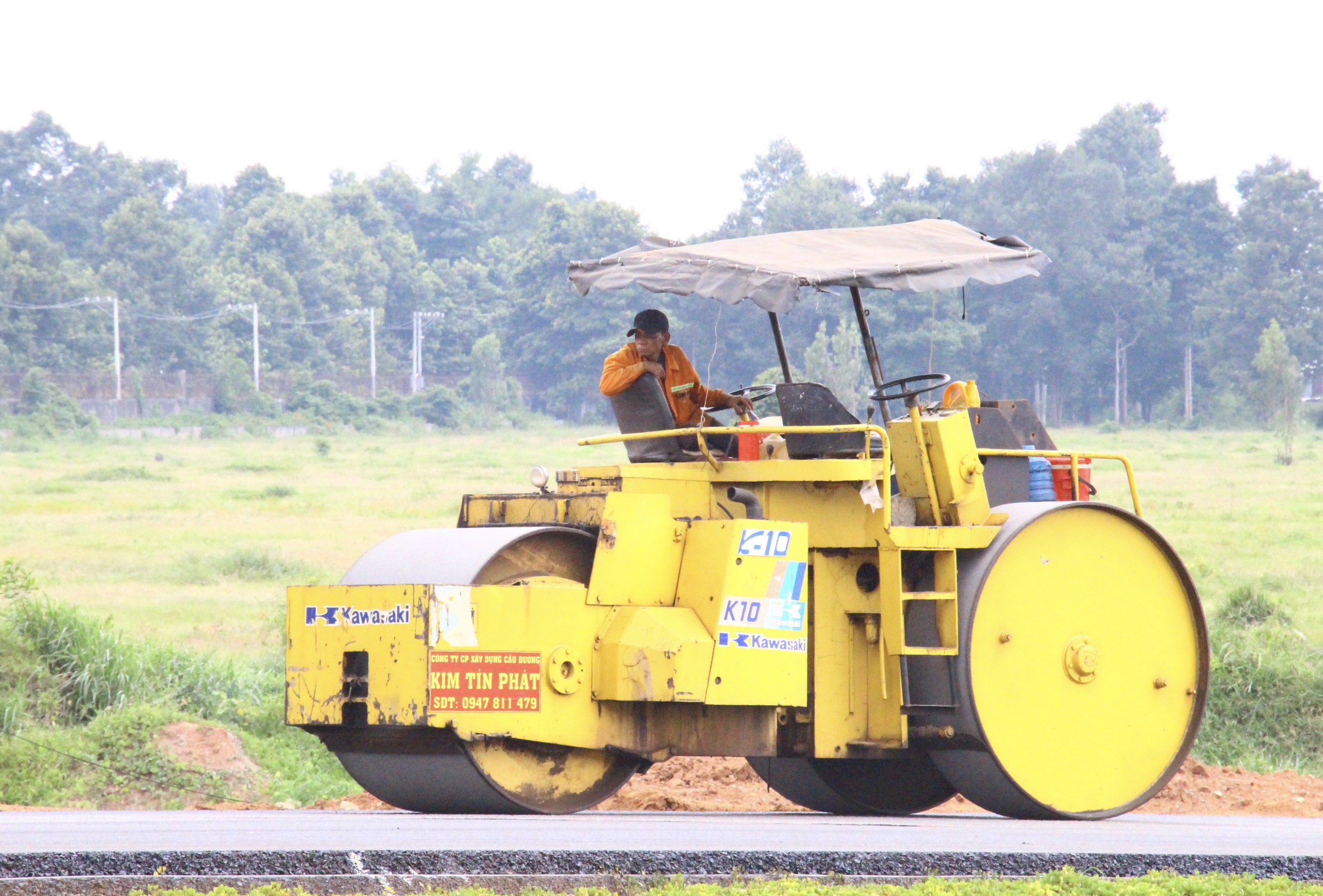 Bám công trường xuyên ngày đêm, gấp rút đưa đường nối sân bay Long Thành về đích- Ảnh 3. Bám công trường xuyên ngày đêm, gấp rút đưa đường nối sân bay Long Thành về đích- Ảnh 3.