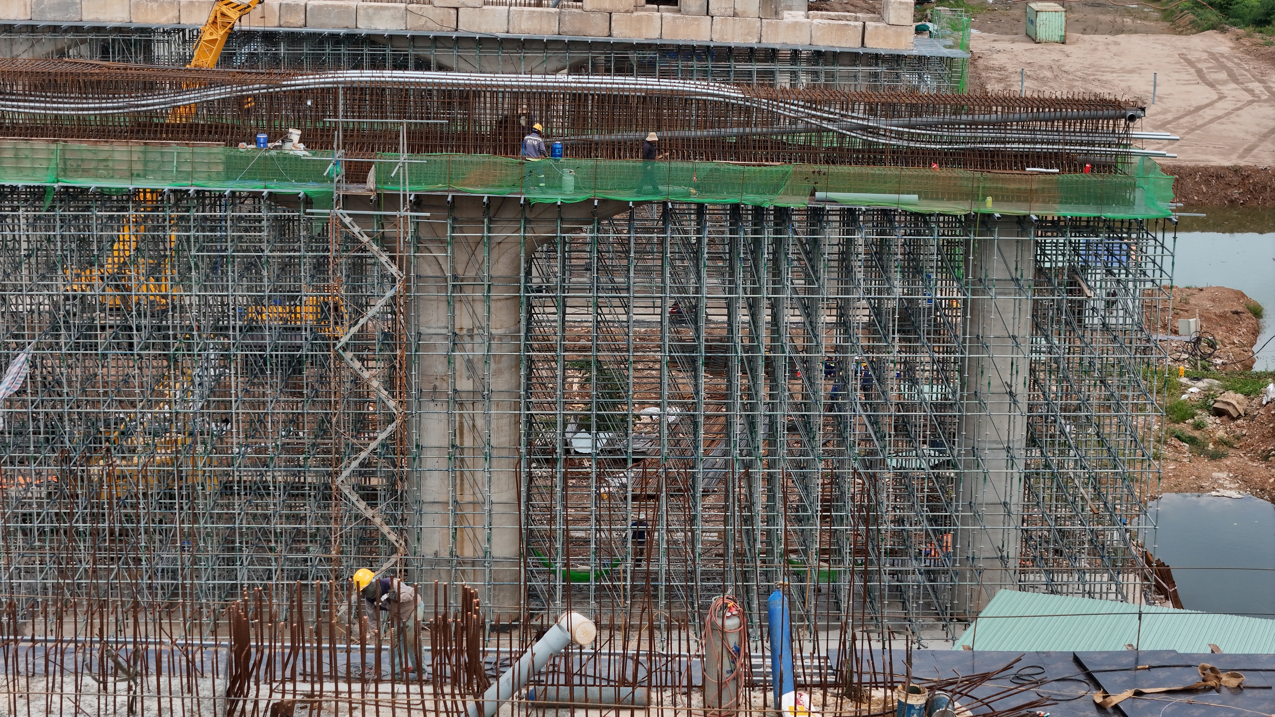 Toàn cảnh thi công nút giao phức tạp nhất ở đường Vành đai 3 TP.HCM- Ảnh 2. Toàn cảnh thi công nút giao phức tạp nhất ở đường Vành đai 3 TP.HCM- Ảnh 2.