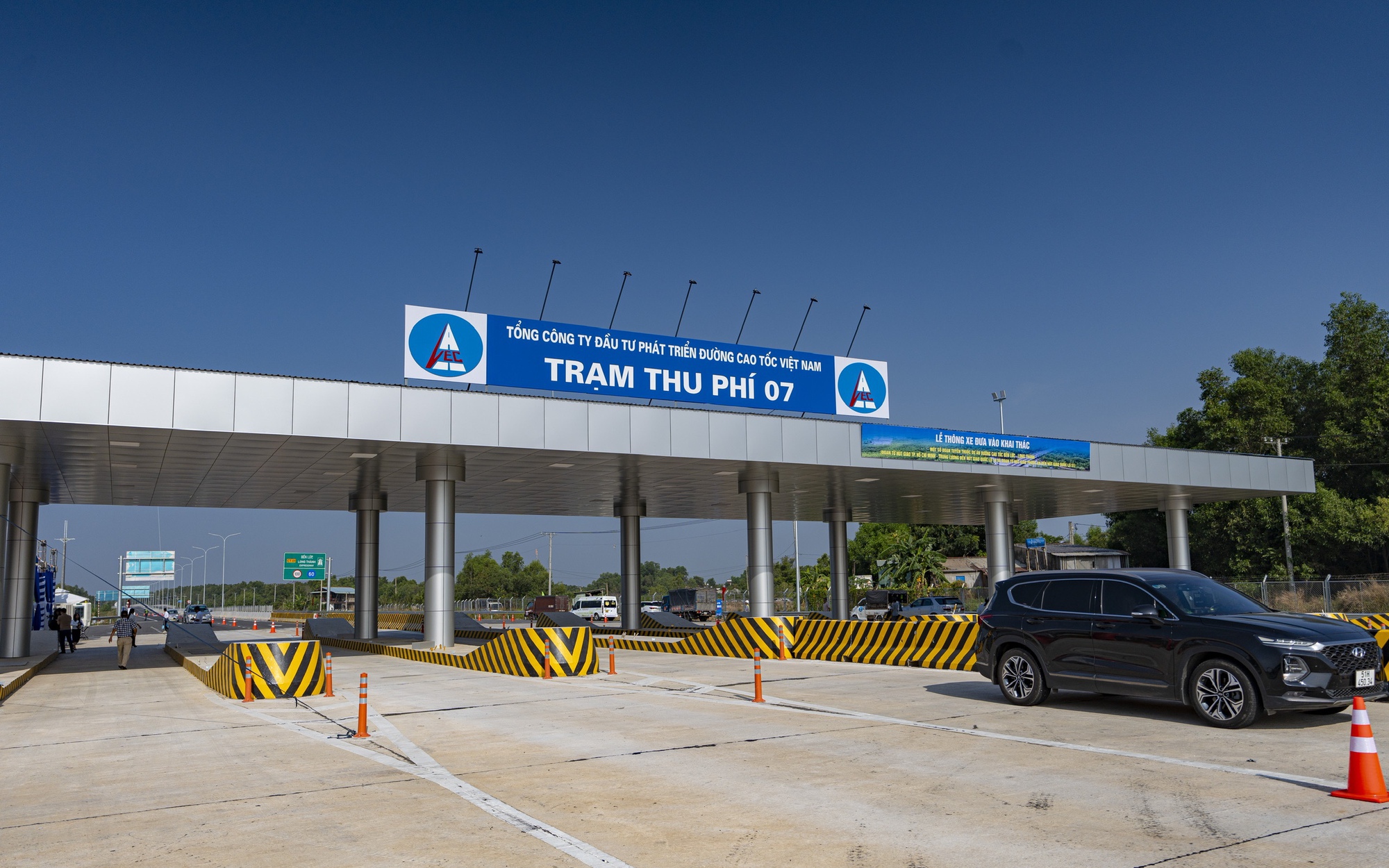 Ch&iacute;nh thức thu ph&iacute; cao tốc Bến Lức - Long Th&agrave;nh từ ng&agrave;y 10/8