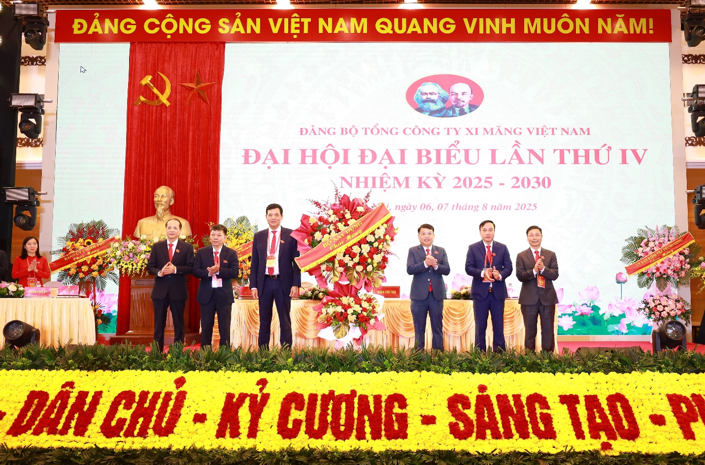 VICEM x&acirc;y dựng doanh nghiệp số với m&ocirc; h&igrave;nh quản trị hiện đại- Ảnh 2.