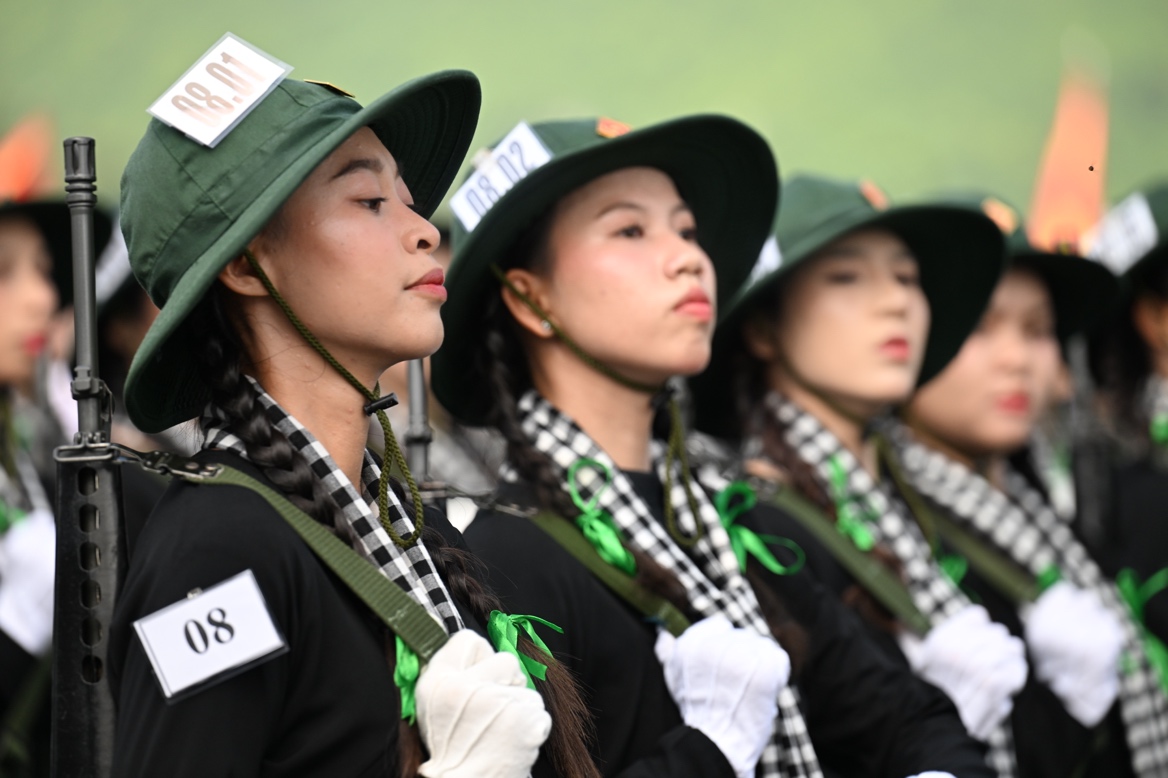 To&agrave;n cảnh c&aacute;c khối diễu binh, diễu h&agrave;nh hợp luyện khi đại lễ đ&atilde; cận kề- Ảnh 22.