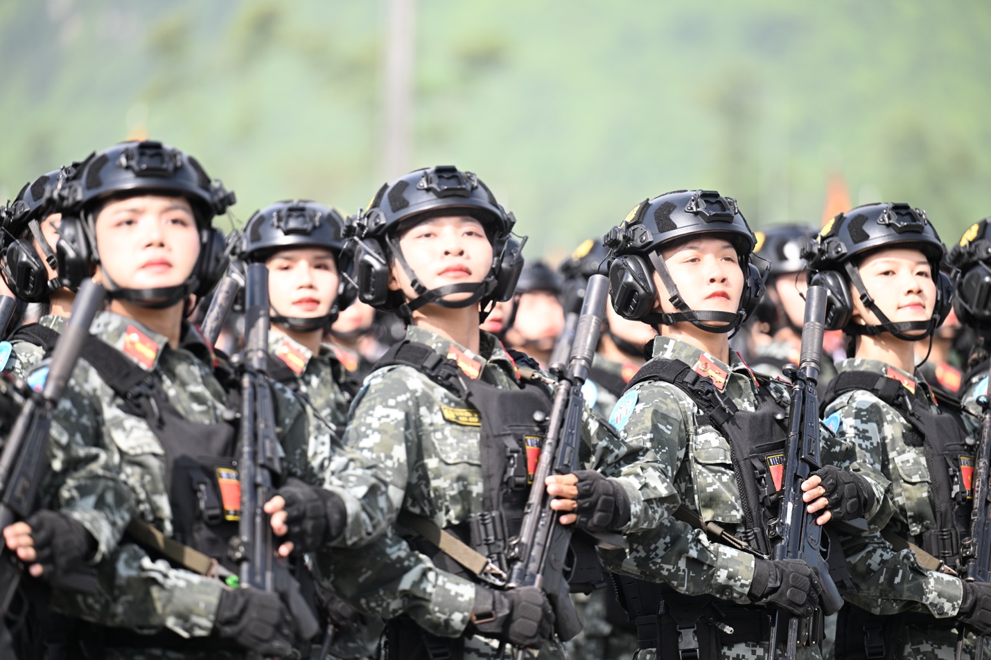 To&agrave;n cảnh c&aacute;c khối diễu binh, diễu h&agrave;nh hợp luyện khi đại lễ đ&atilde; cận kề- Ảnh 24.